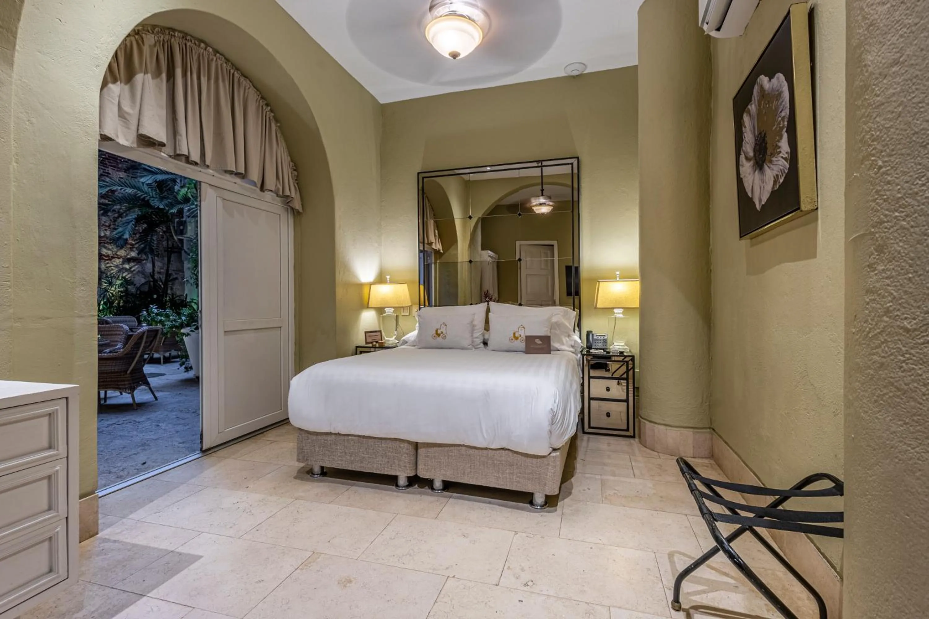 Bed in Hotel Casa del Gobernador