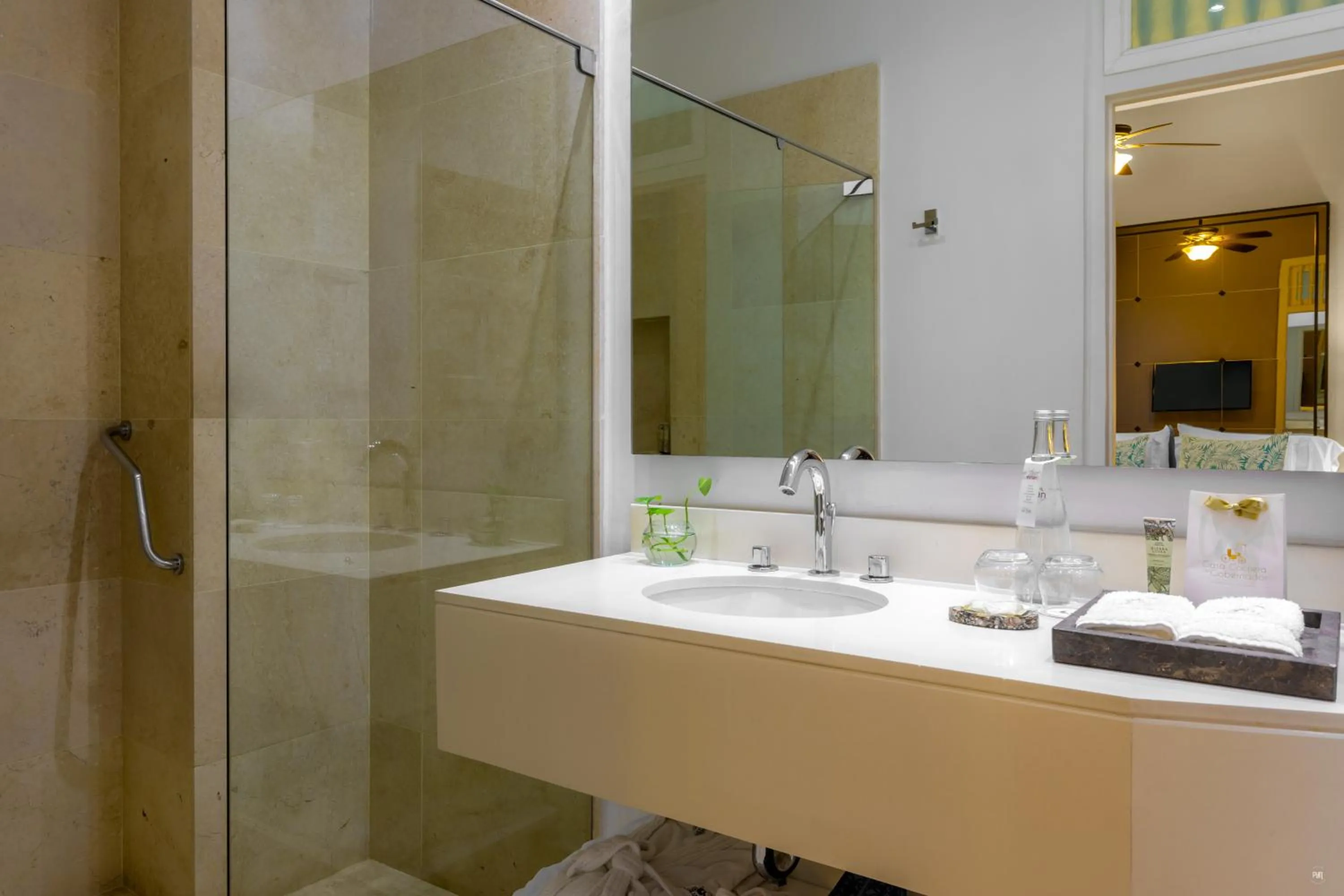 Toilet in Hotel Casa del Gobernador