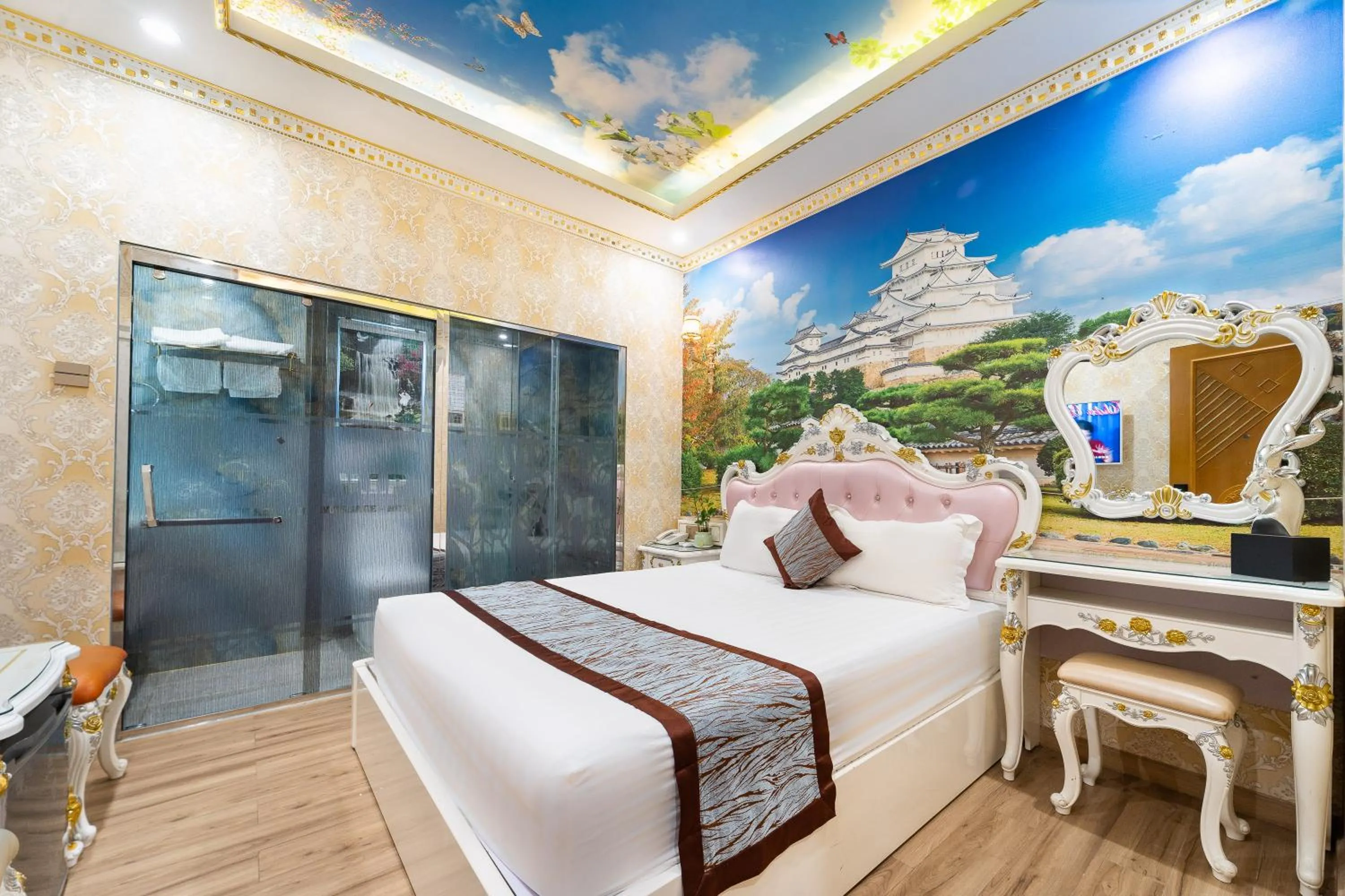 Bedroom, Bed in Townhouse District 10 Near Children Hospital 1 Formerly Cuong Thanh 3 Hotel