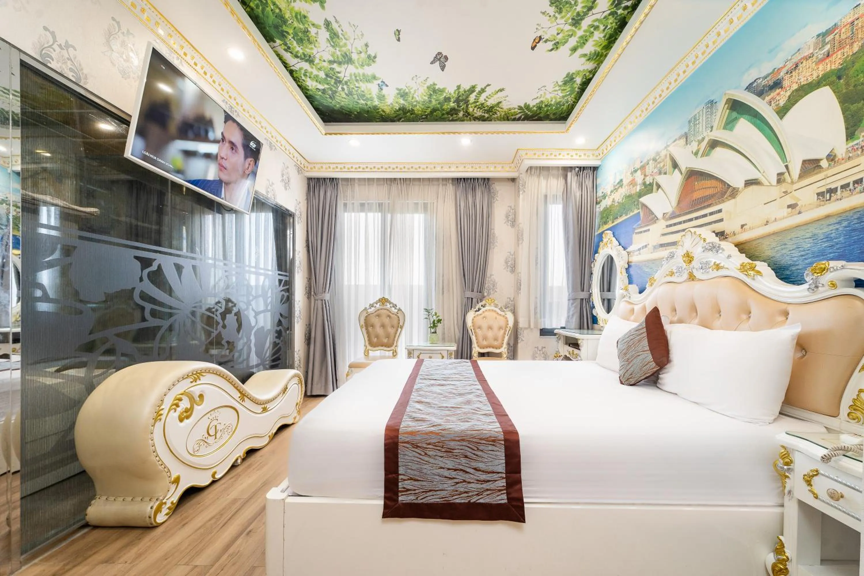 Bedroom, Bed in Townhouse District 10 Near Children Hospital 1 Formerly Cuong Thanh 3 Hotel