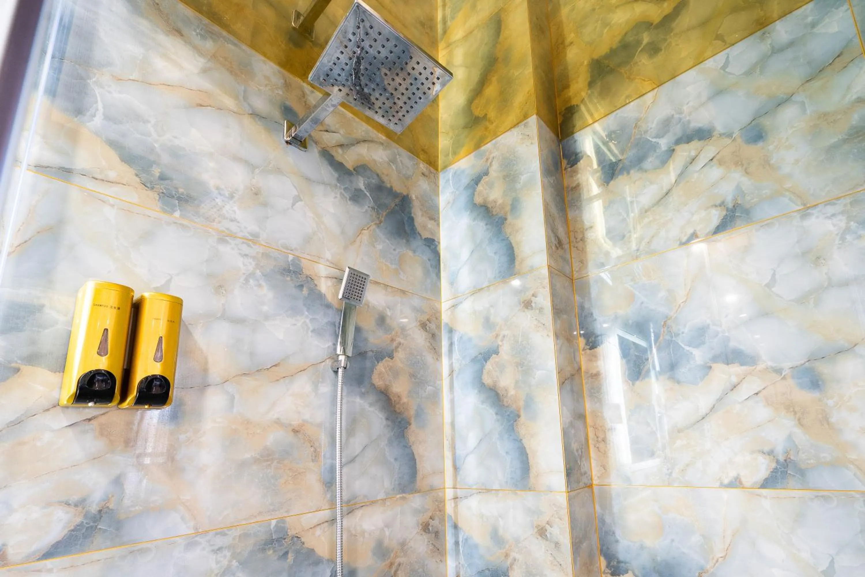 Bathroom in Townhouse District 10 Near Children Hospital 1 Formerly Cuong Thanh 3 Hotel