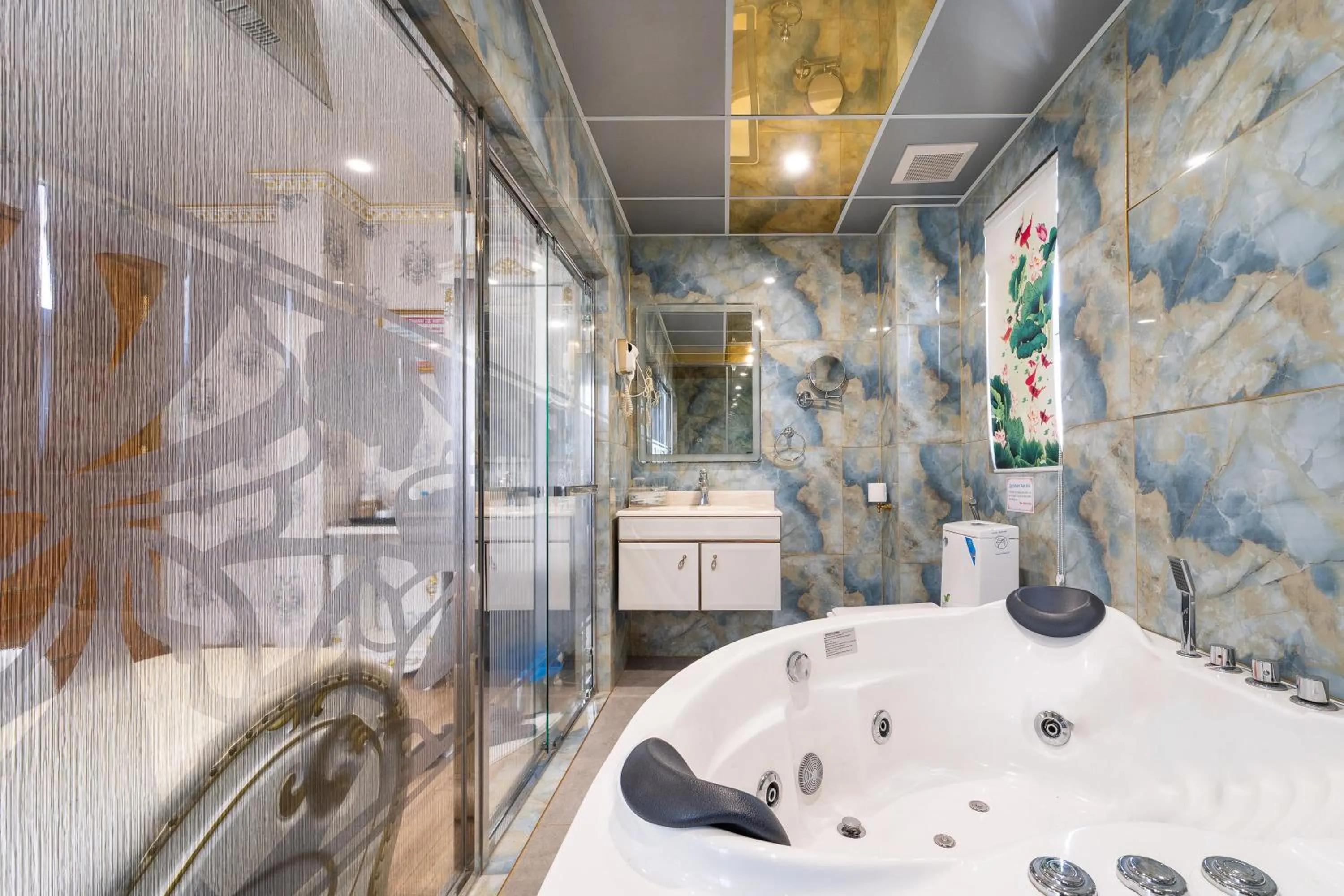 Bathroom in Townhouse District 10 Near Children Hospital 1 Formerly Cuong Thanh 3 Hotel