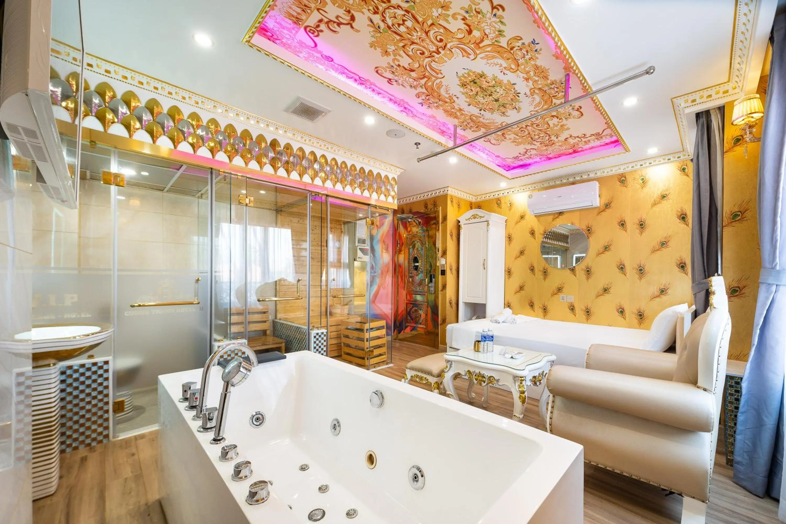 Shower in Townhouse District 10 Near Children Hospital 1 Formerly Cuong Thanh 3 Hotel
