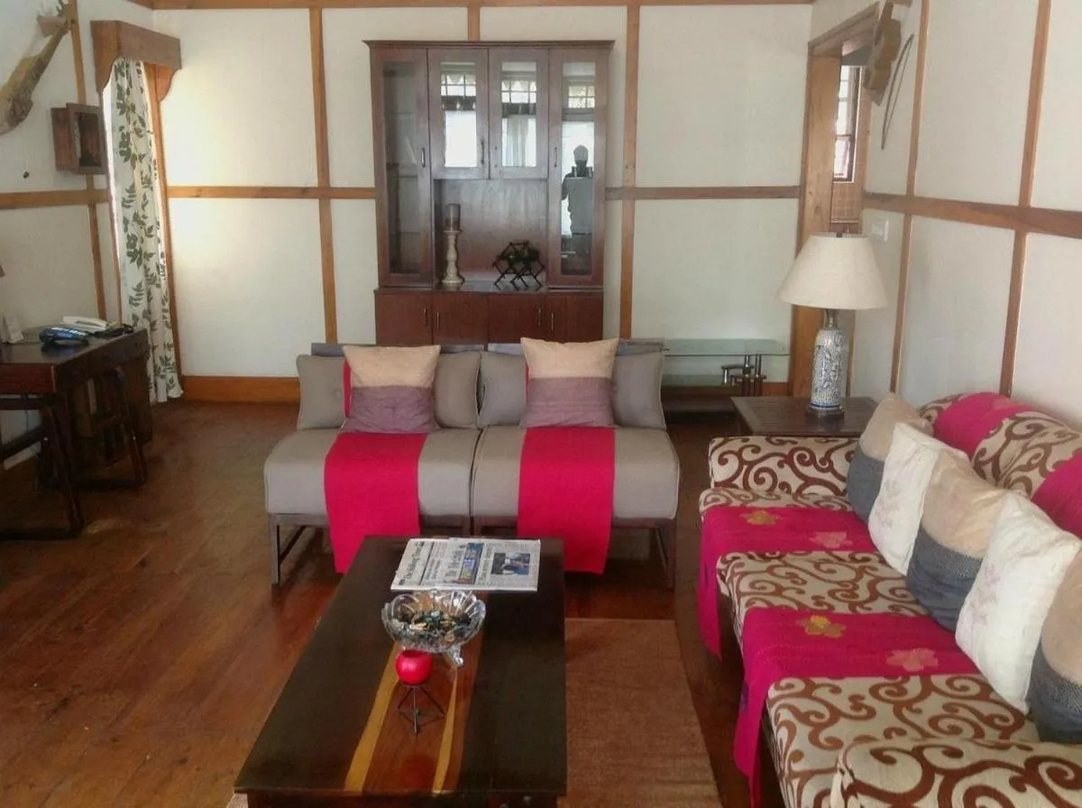 Cafe Shillong Bed and Breakfast