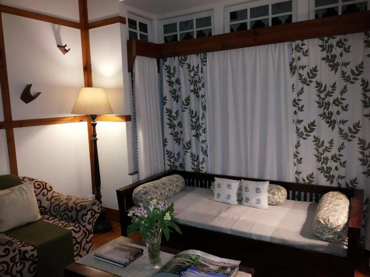 Cafe Shillong Bed and Breakfast