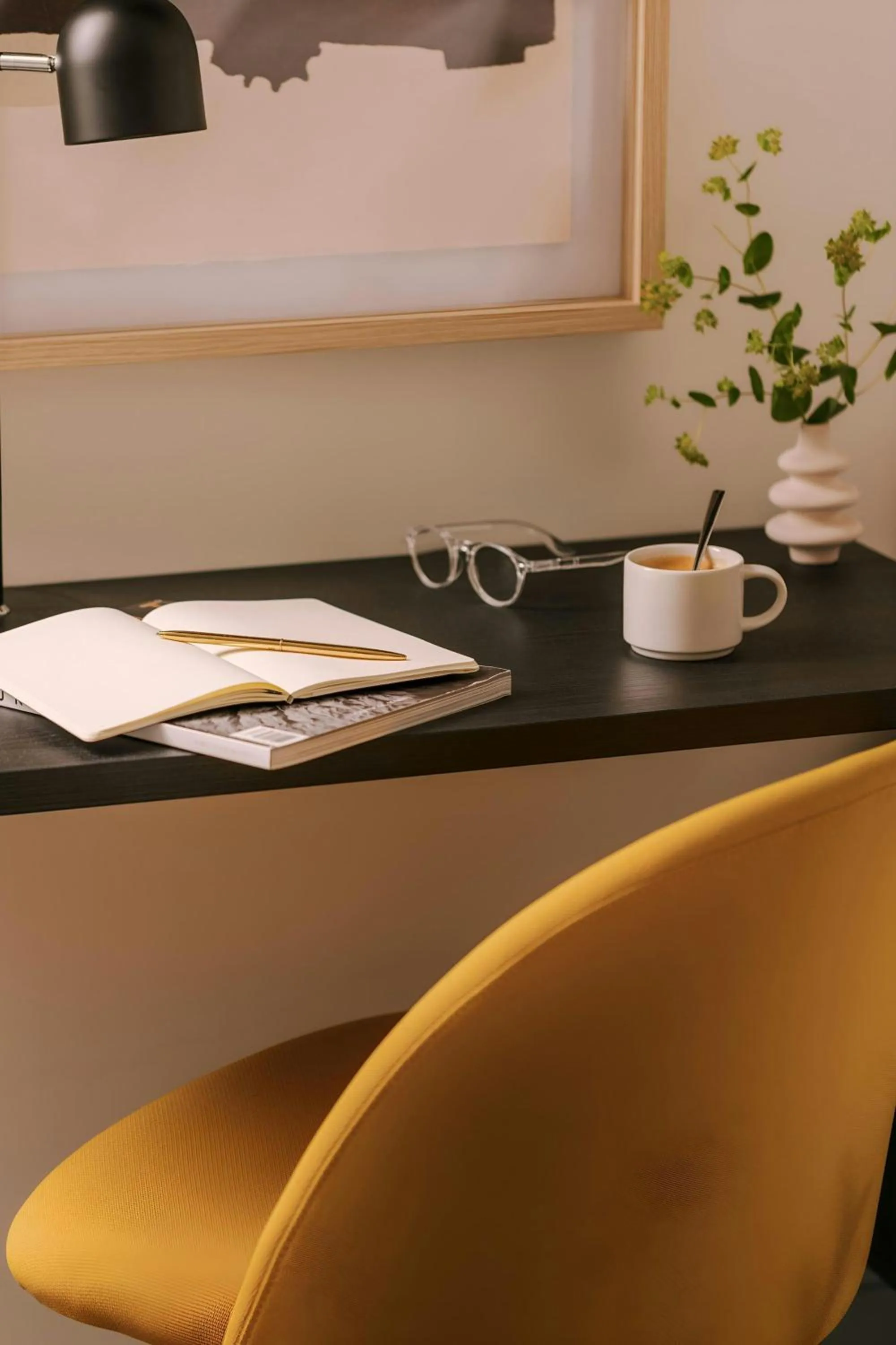 Photo of the whole room in Hotel Rose Rotterdam