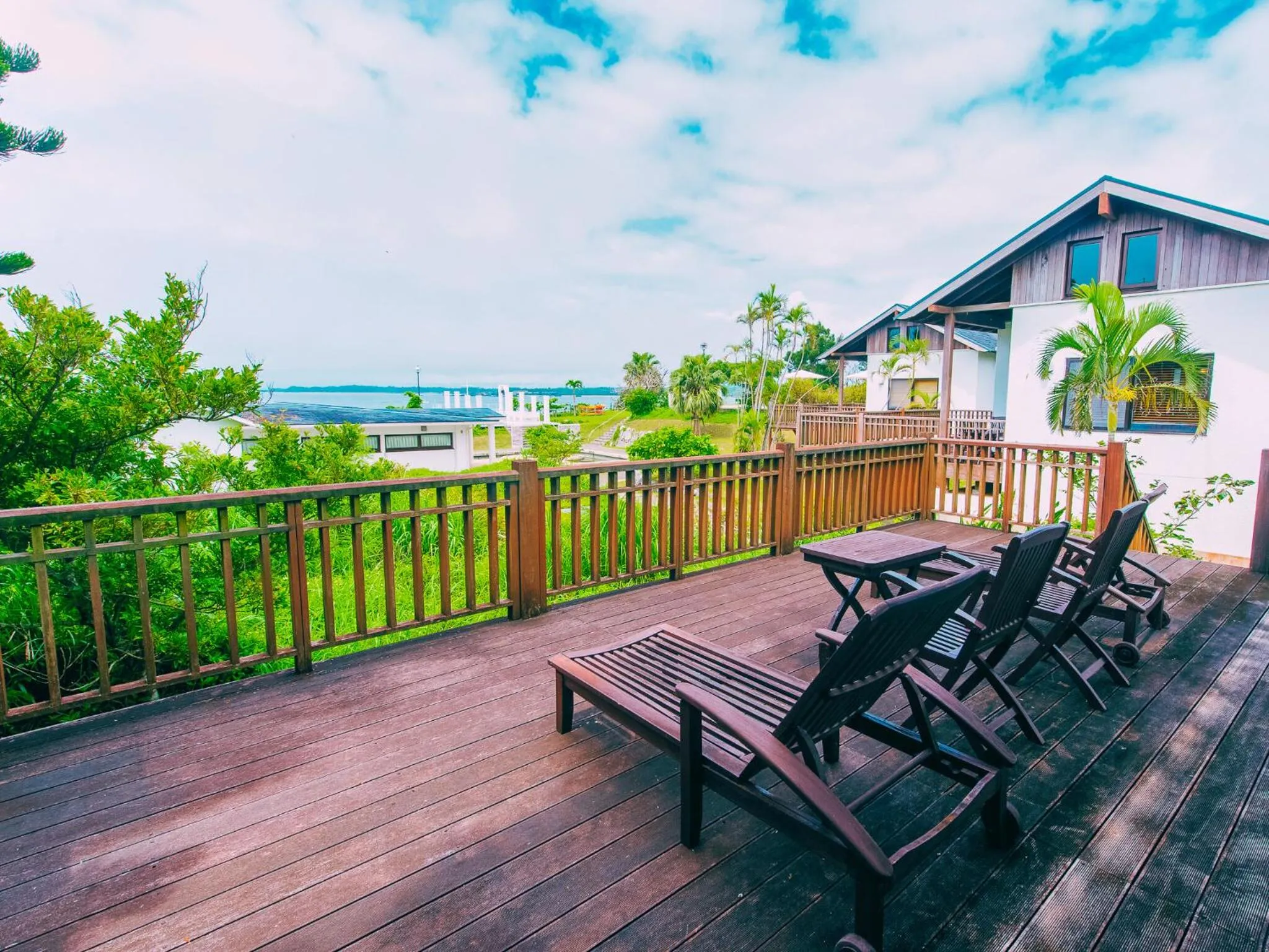 Garden in LiVEMAX Amms Canna Resort Villa