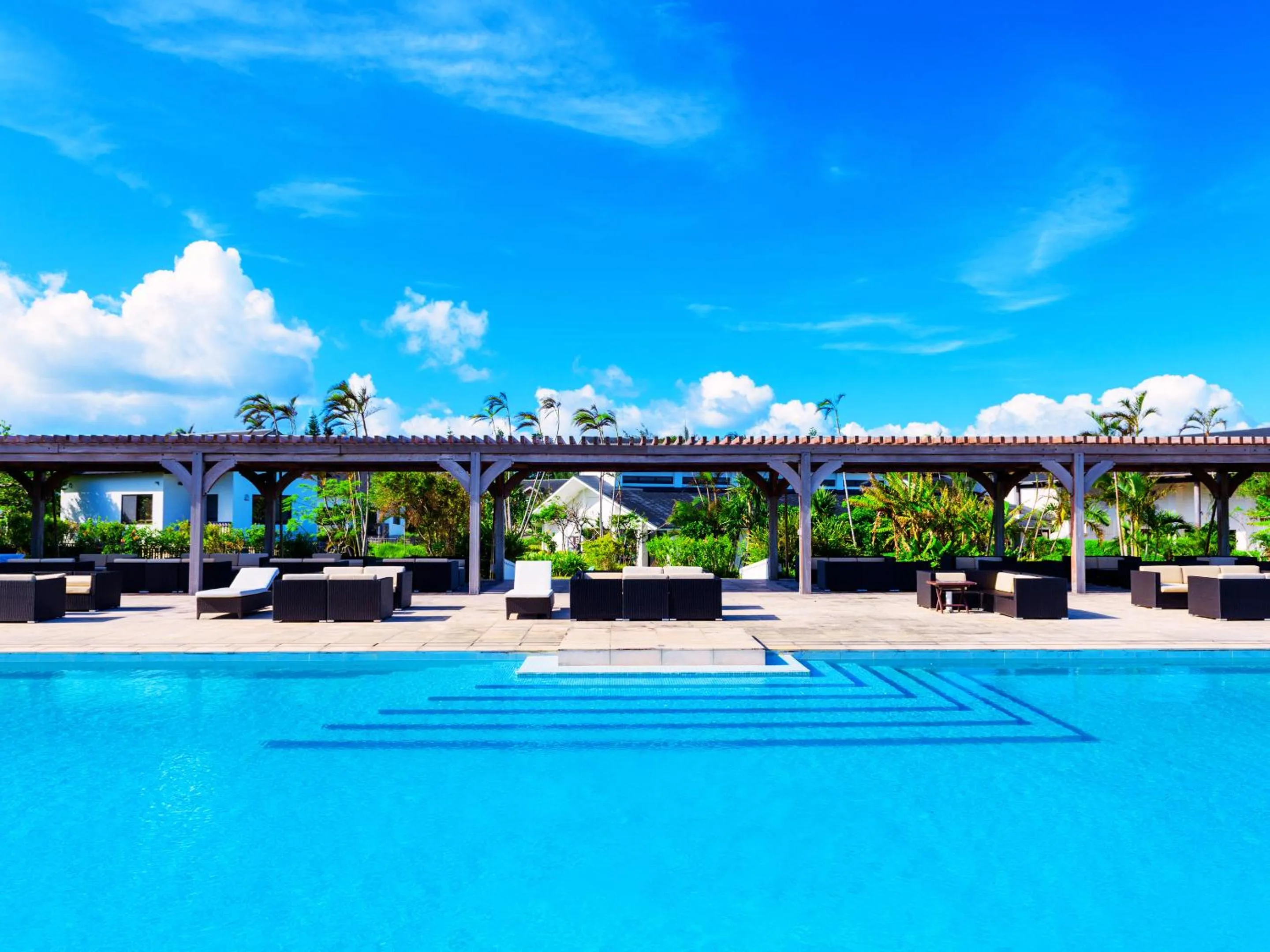 Day in LiVEMAX Amms Canna Resort Villa