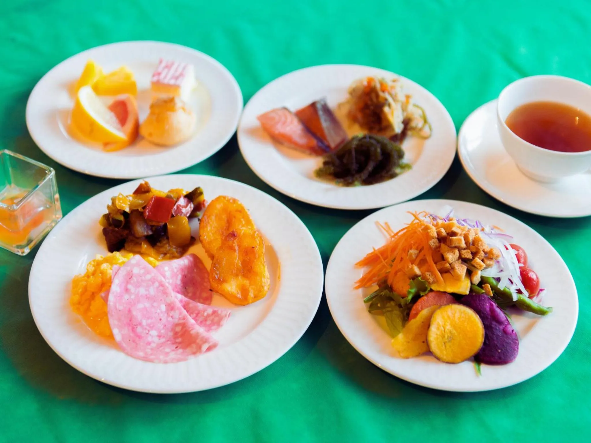 Buffet breakfast in LiVEMAX Amms Canna Resort Villa