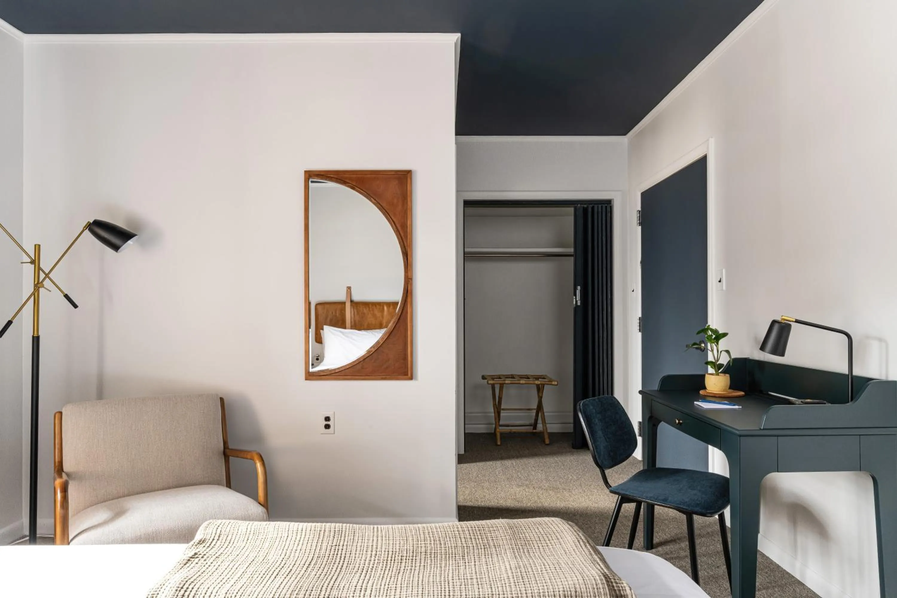 Photo of the whole room in The Darby