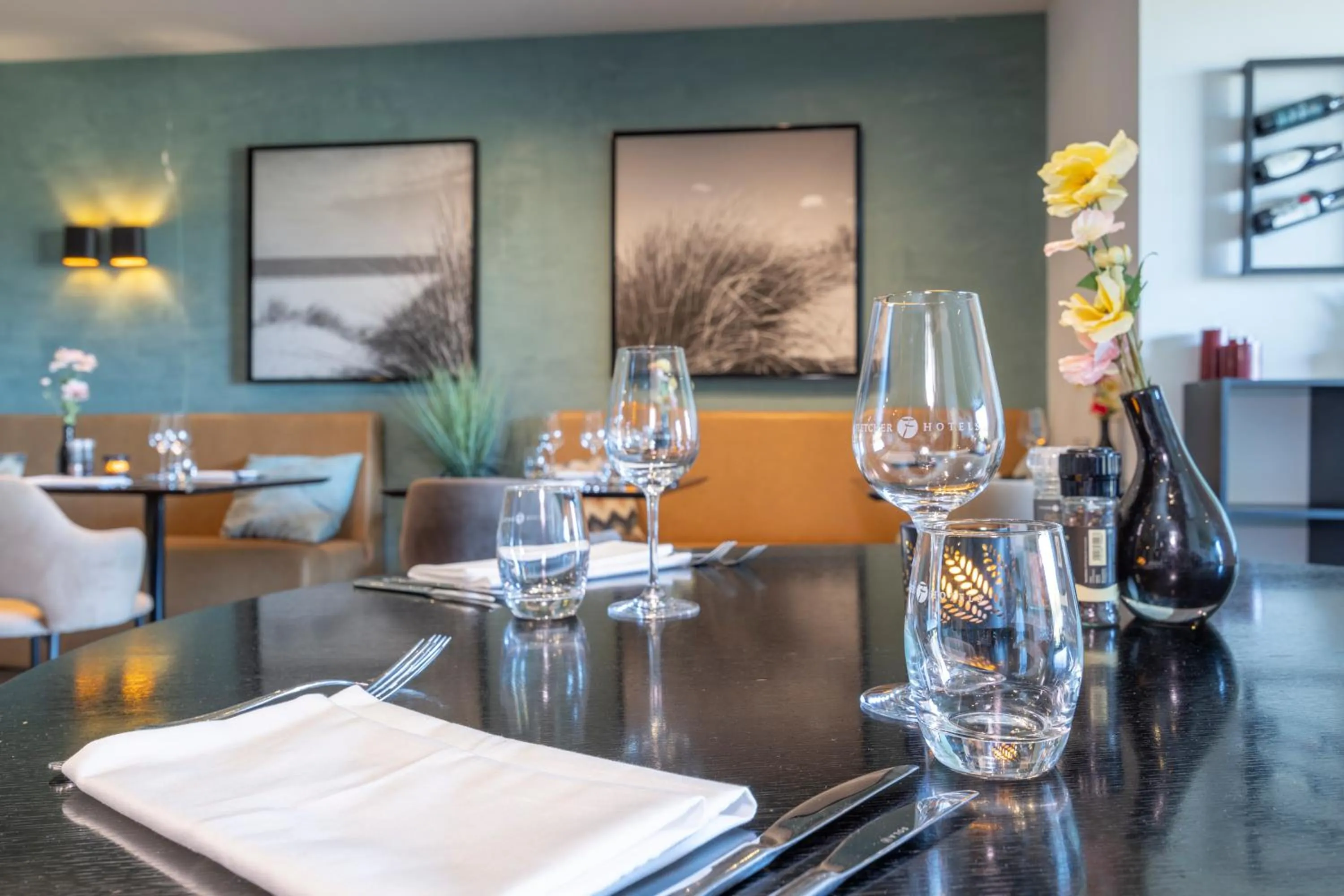 Restaurant/places to eat in Fletcher Hotel - Restaurant Elzenduin