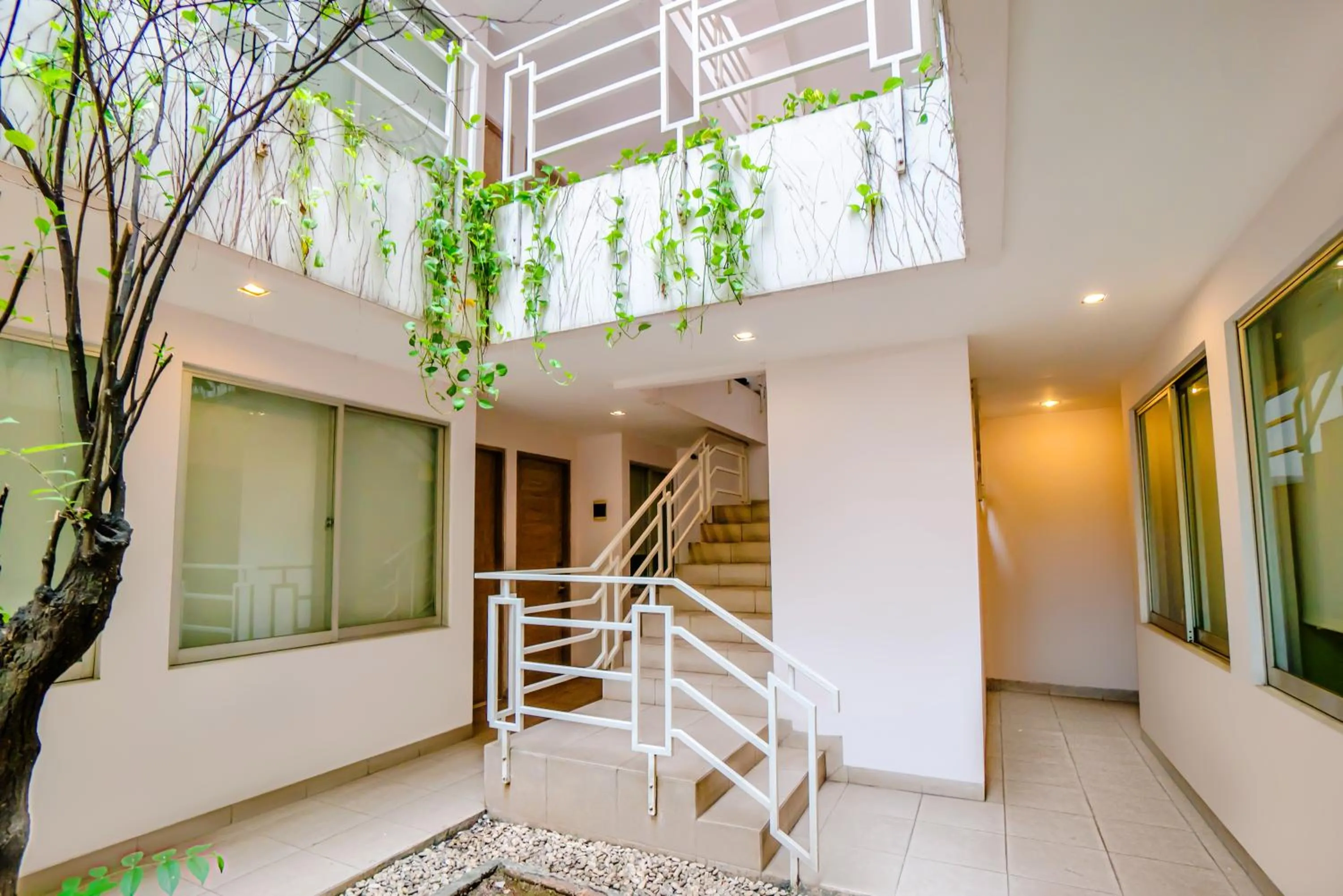 LeGreen Suite Pejompongan