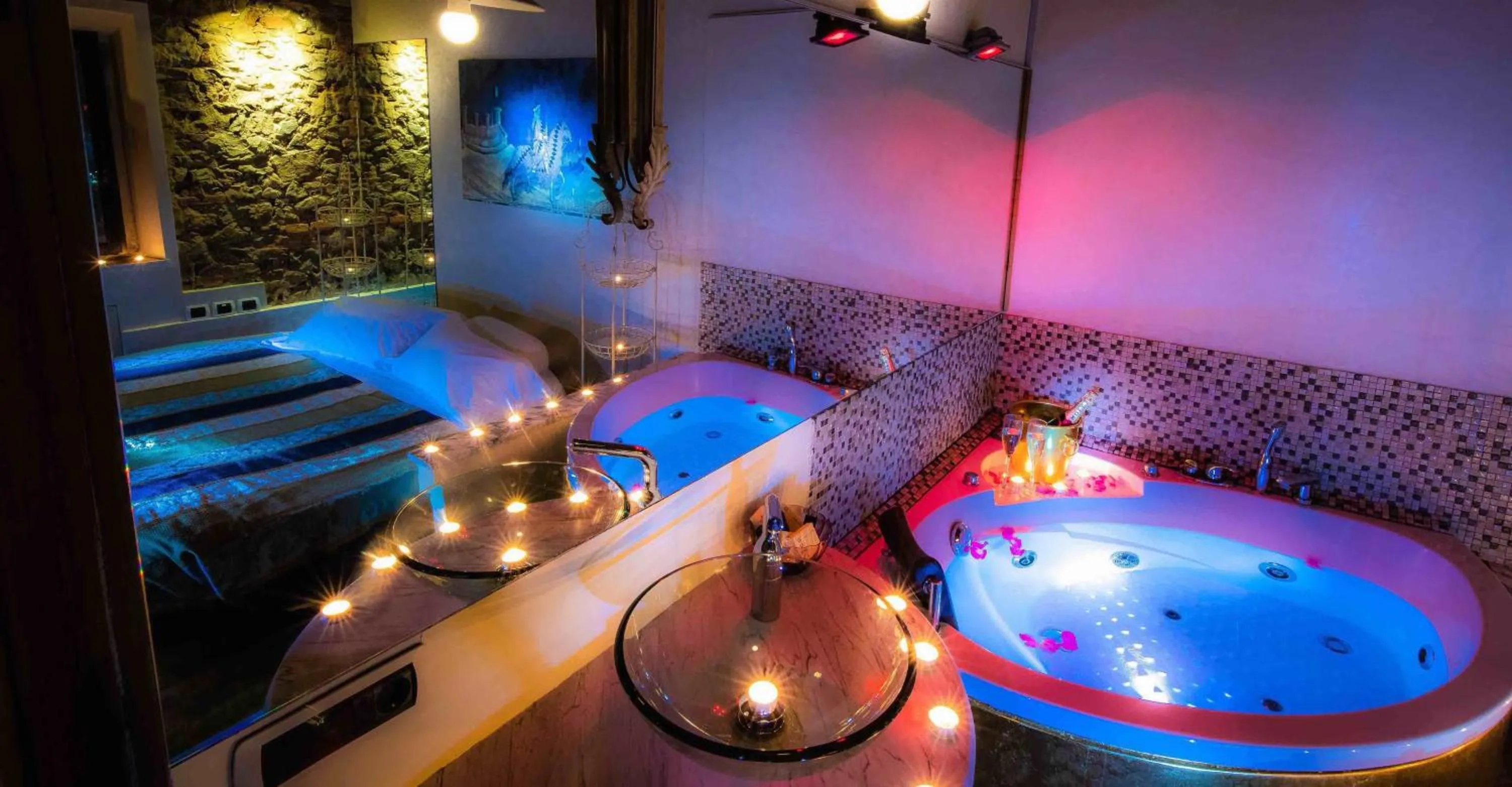 Hot Tub in Castello di Montalbano