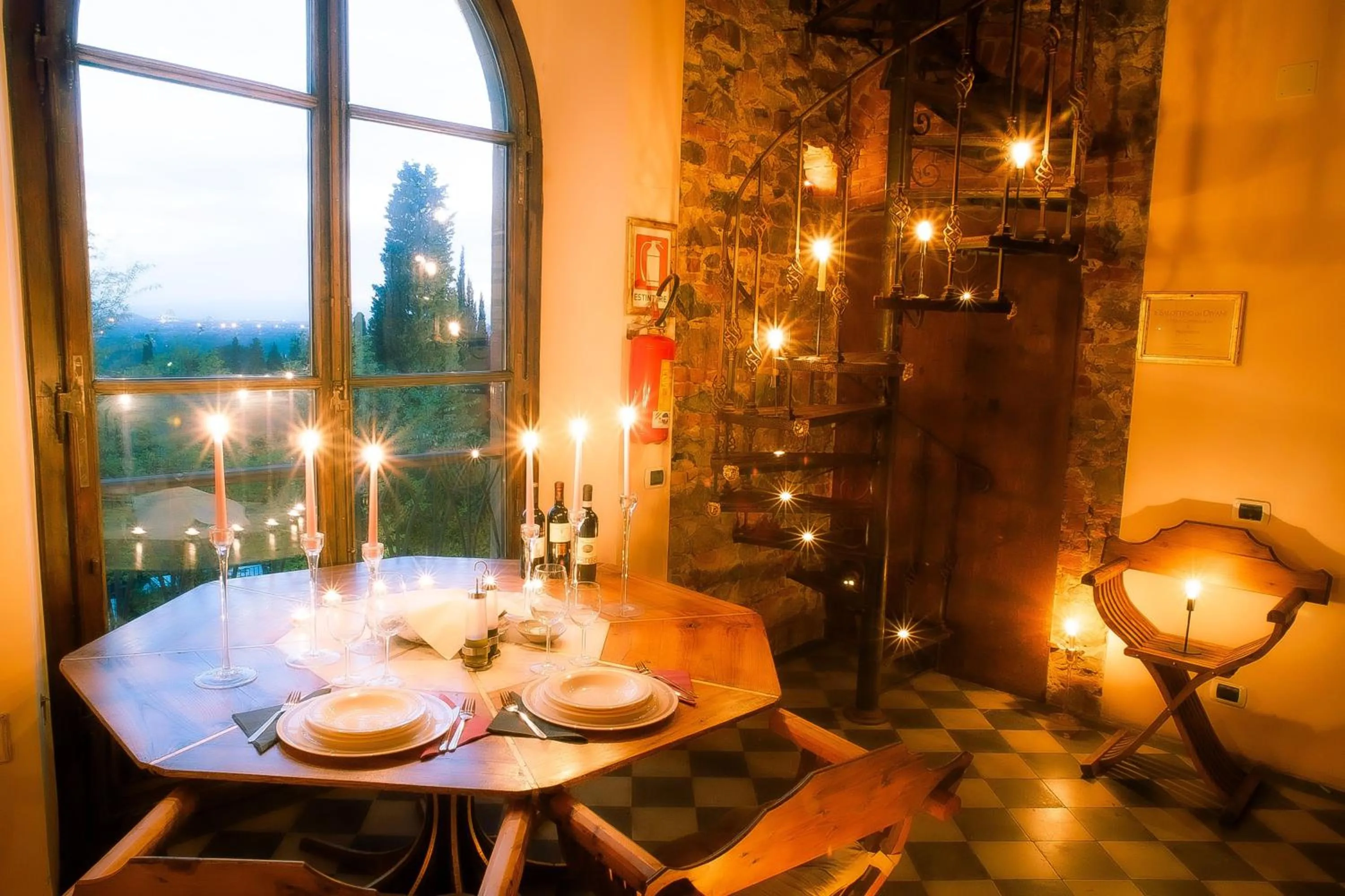 Restaurant/places to eat in Castello di Montalbano