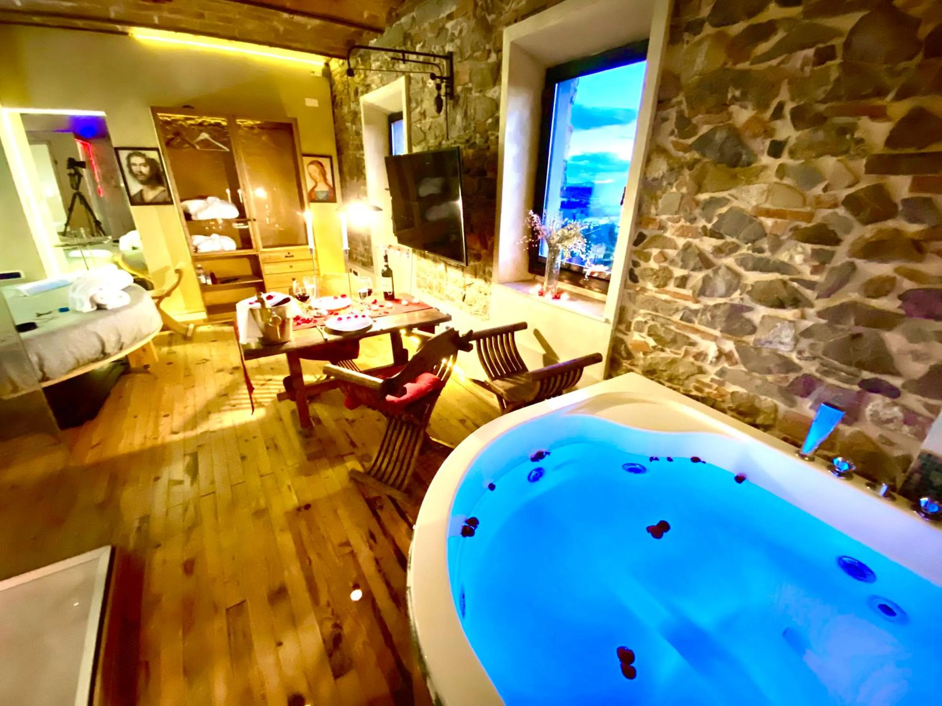 Photo of the whole room in Castello di Montalbano