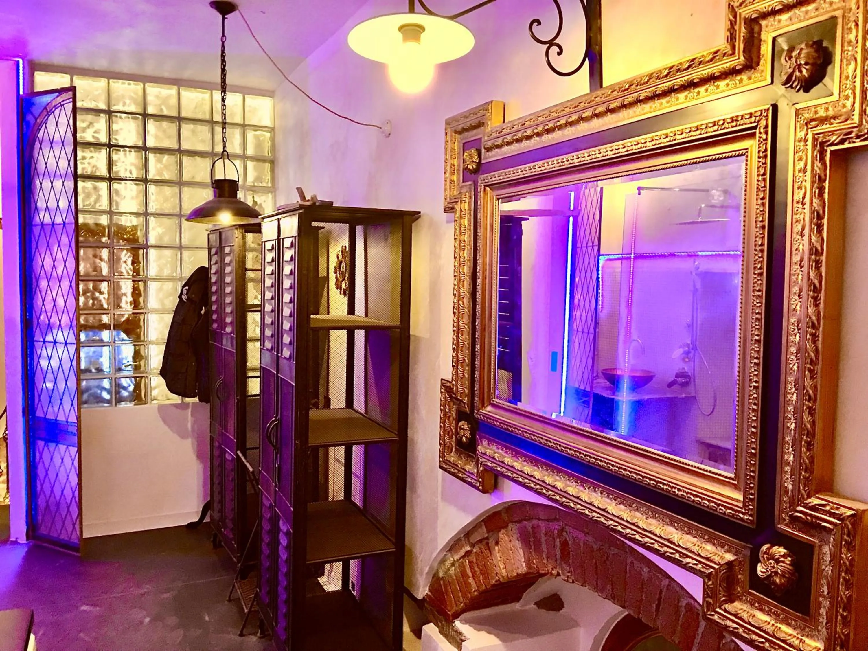 Bedroom in Castello di Montalbano