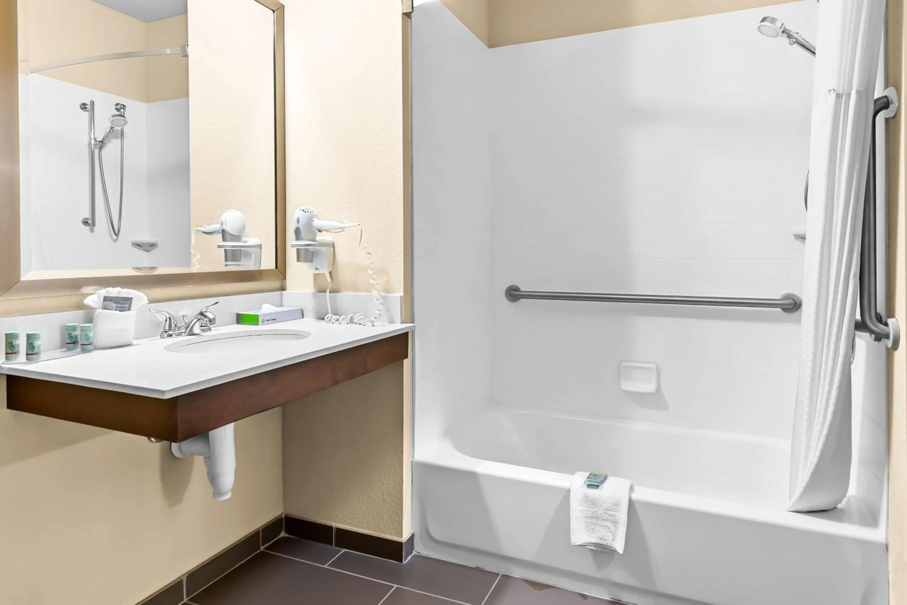 Bathroom in Best Western St. Louis Airport North Hotel & Suites