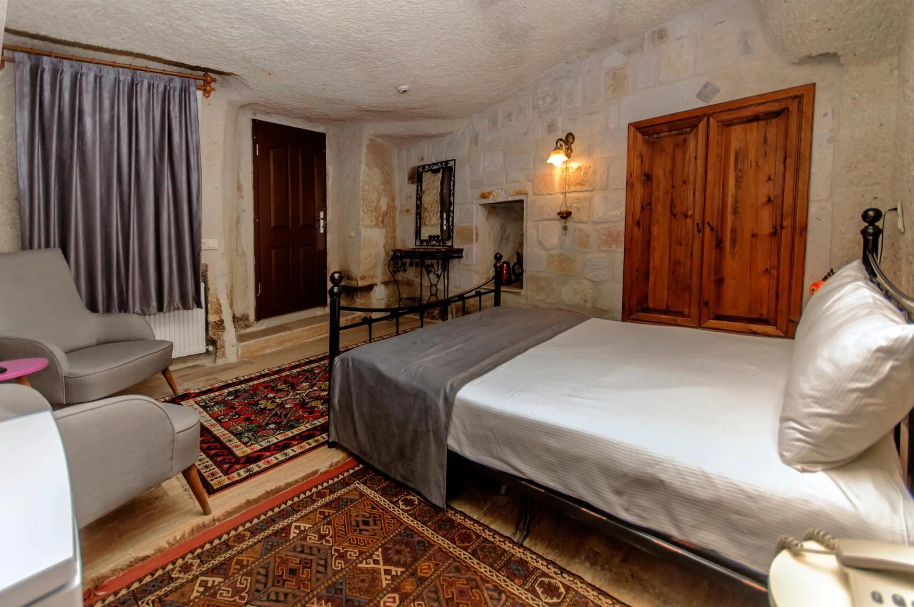 Bed in Nessa Cave Hotel