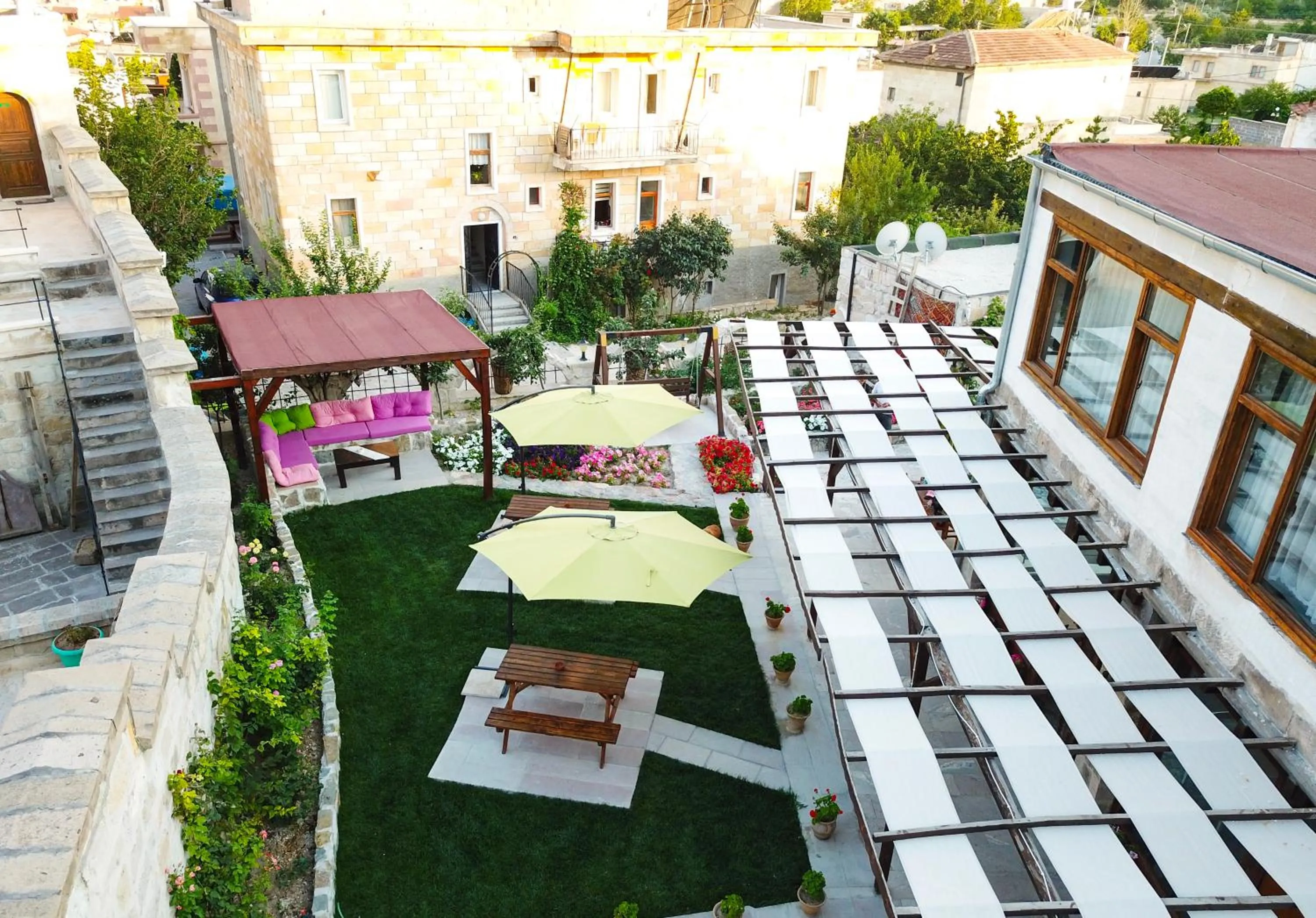 Mountain view in Nessa Cave Hotel