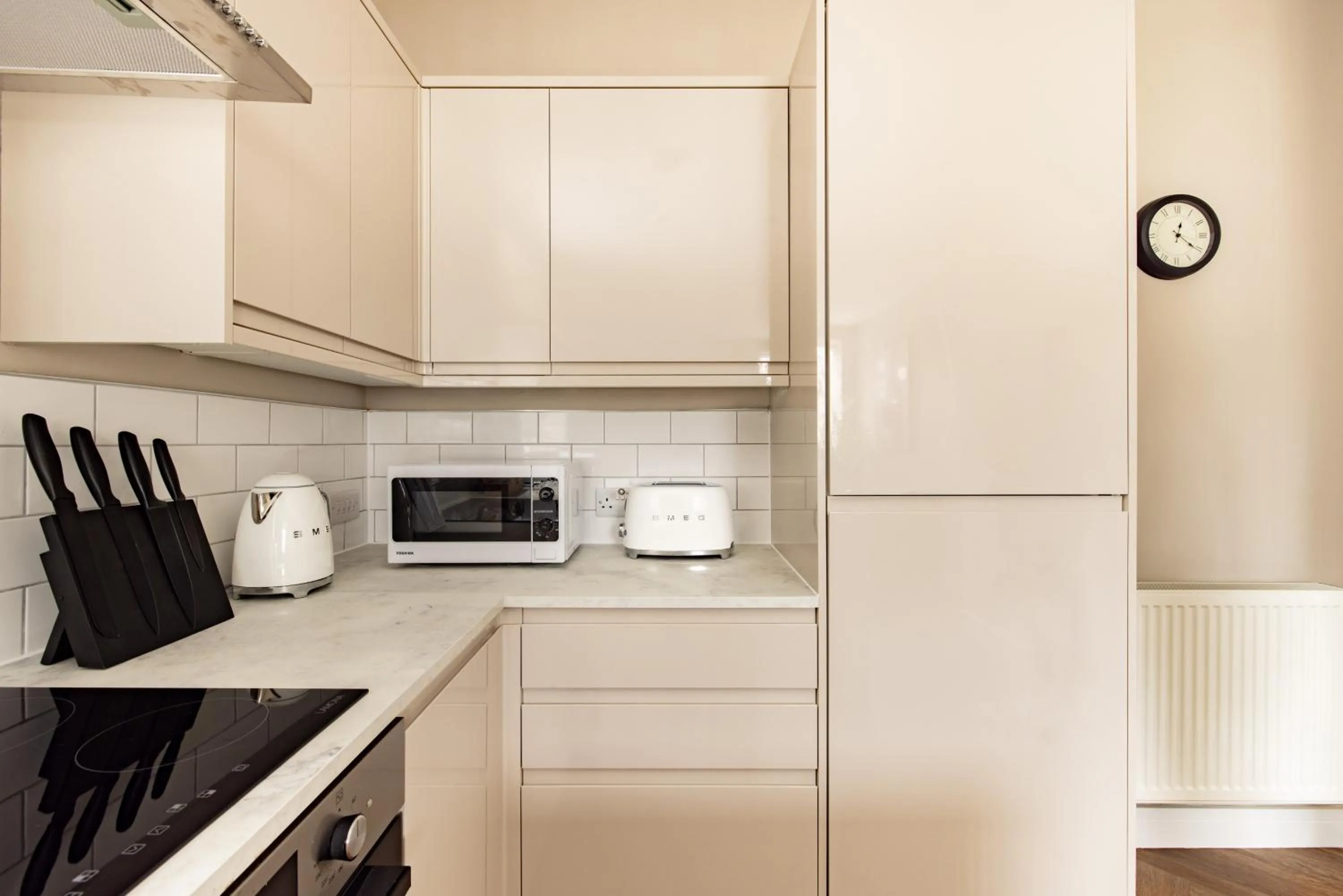 Coffee/tea facilities in Charles Hope Plymouth