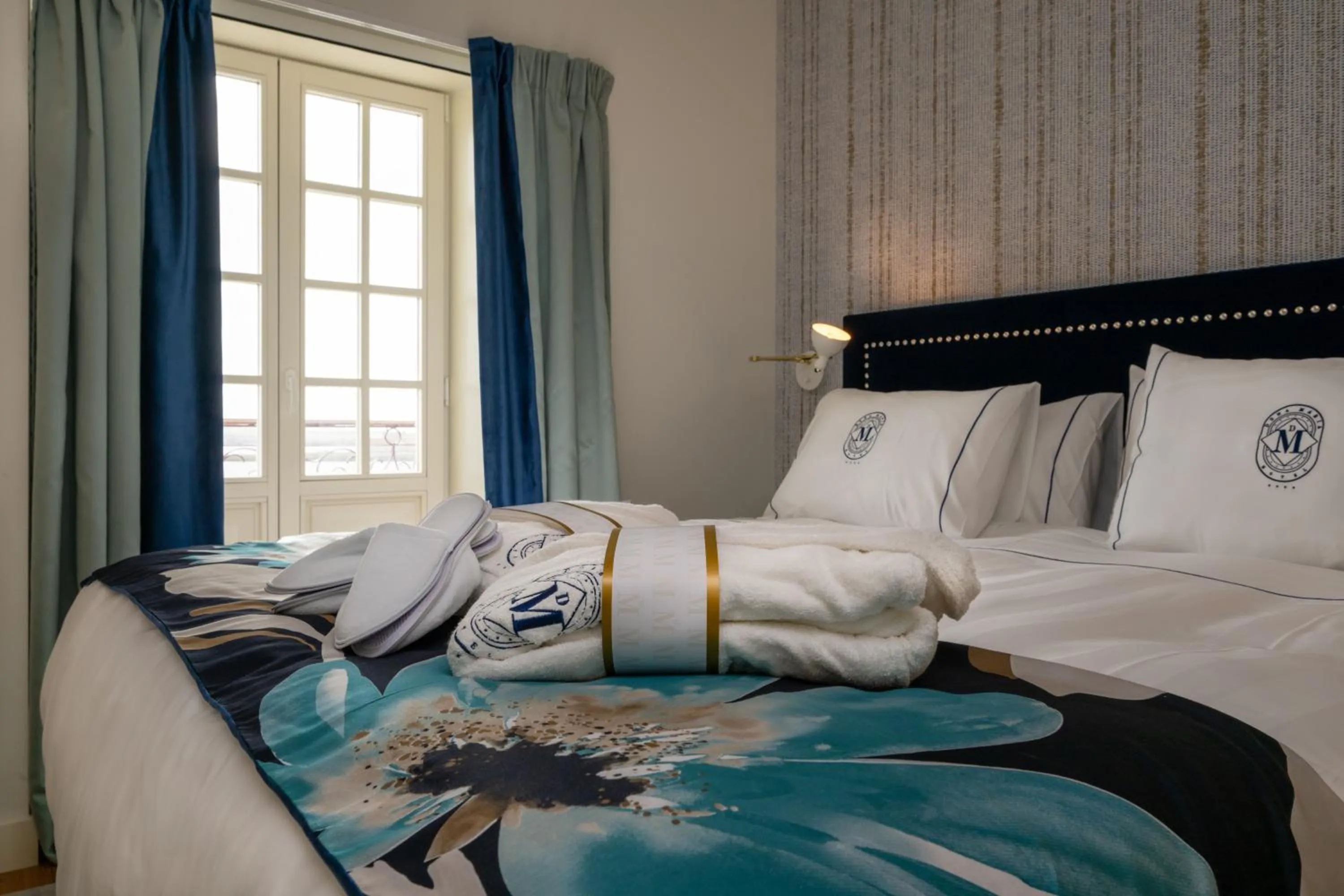 Bed in Dona Maria Hotel