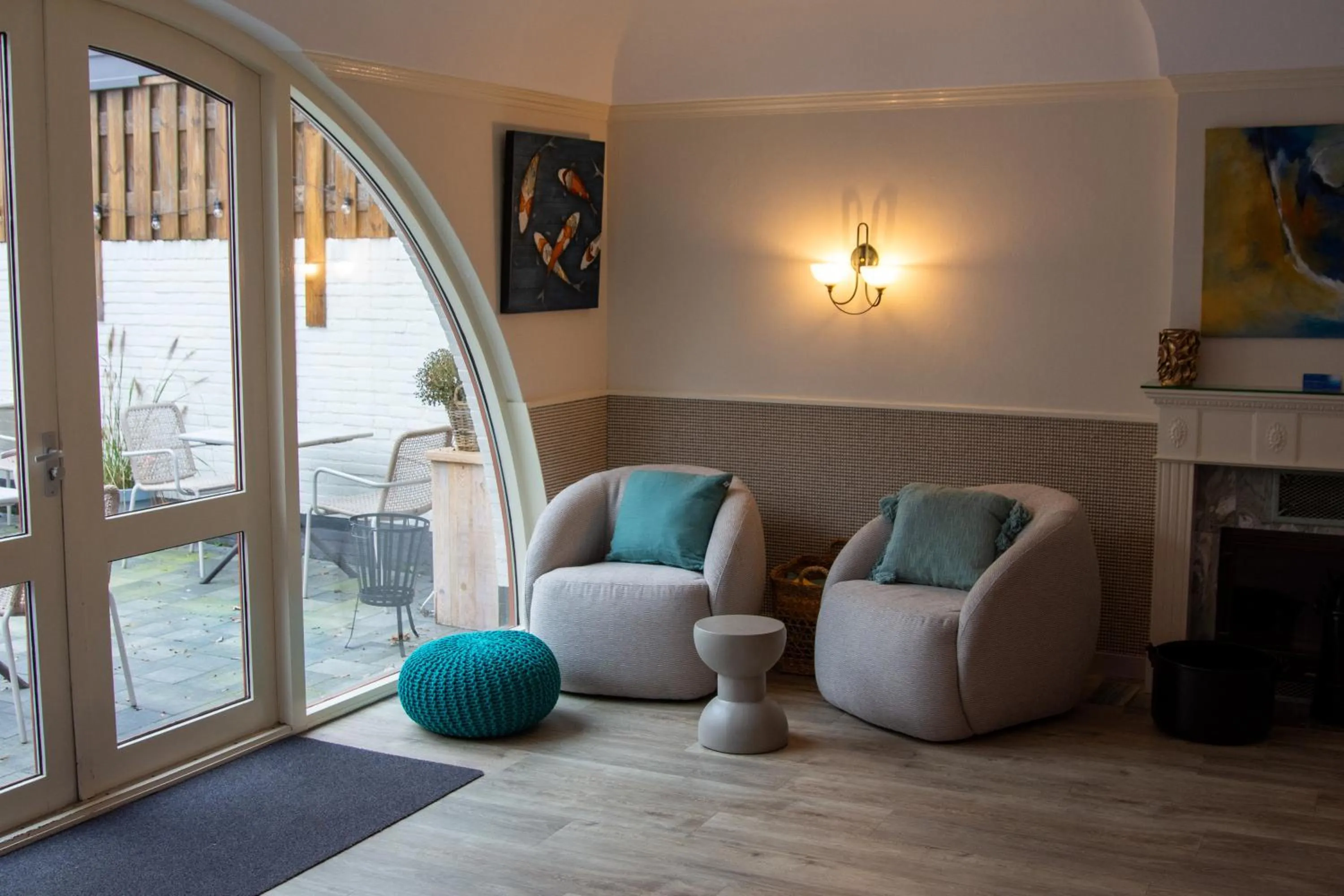 Lounge or bar in Strandhotel de Logerij Renesse