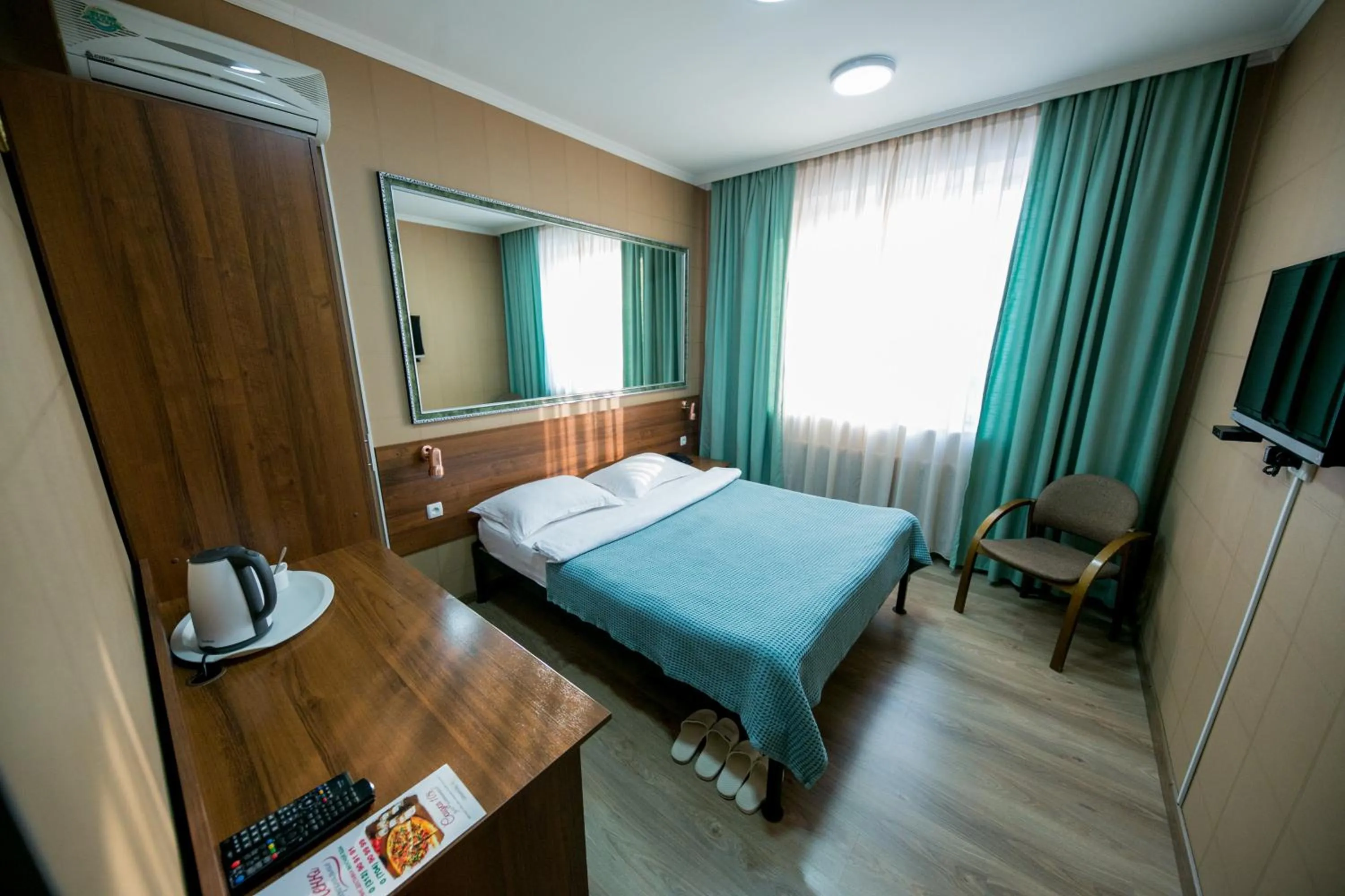 Bed in Hotel Flagman