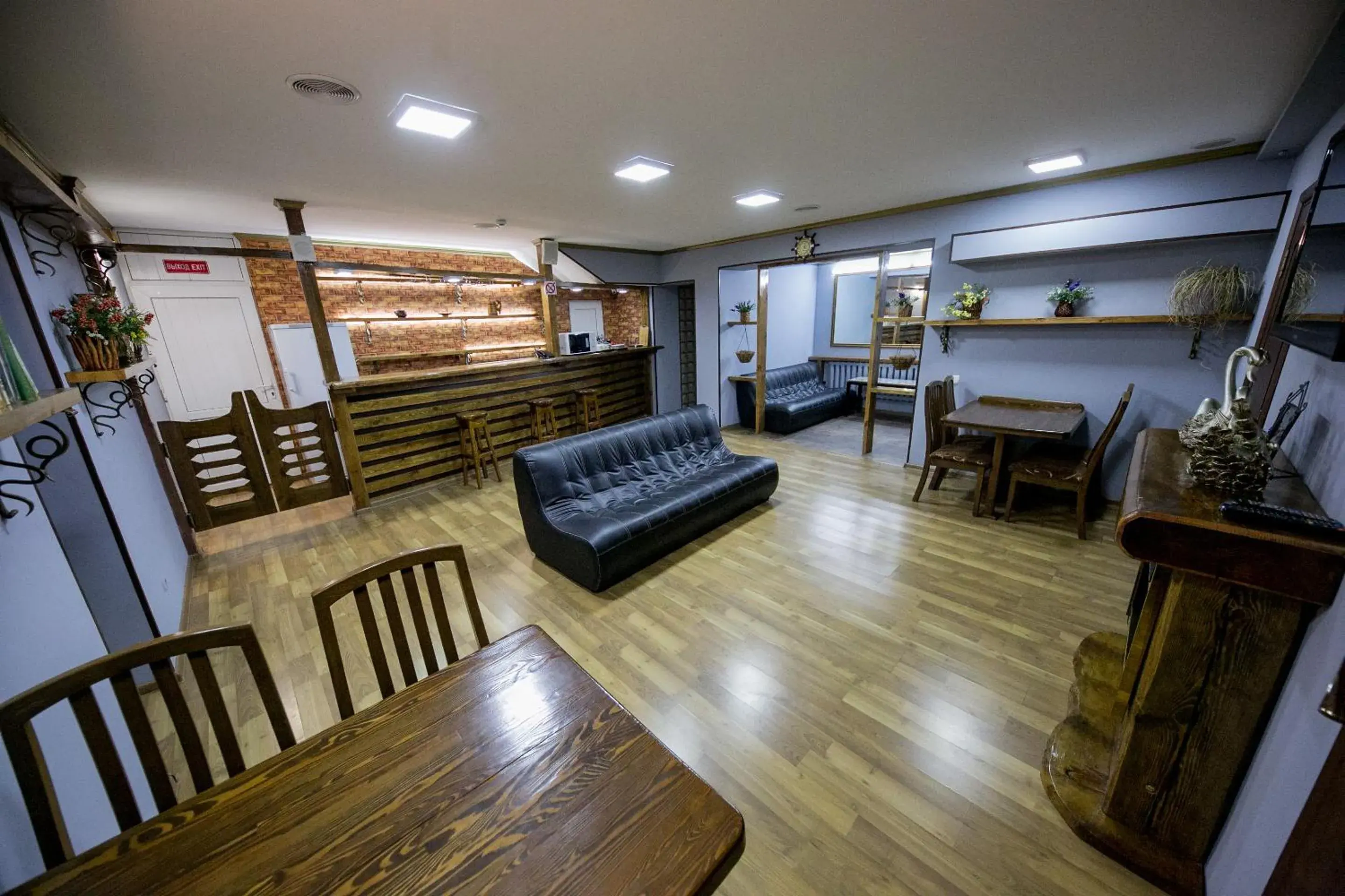 Bed in 8-Bed Dormitory Room in Hotel Flagman Bed in 8-Bed Dormitory Room in Hotel Flagman