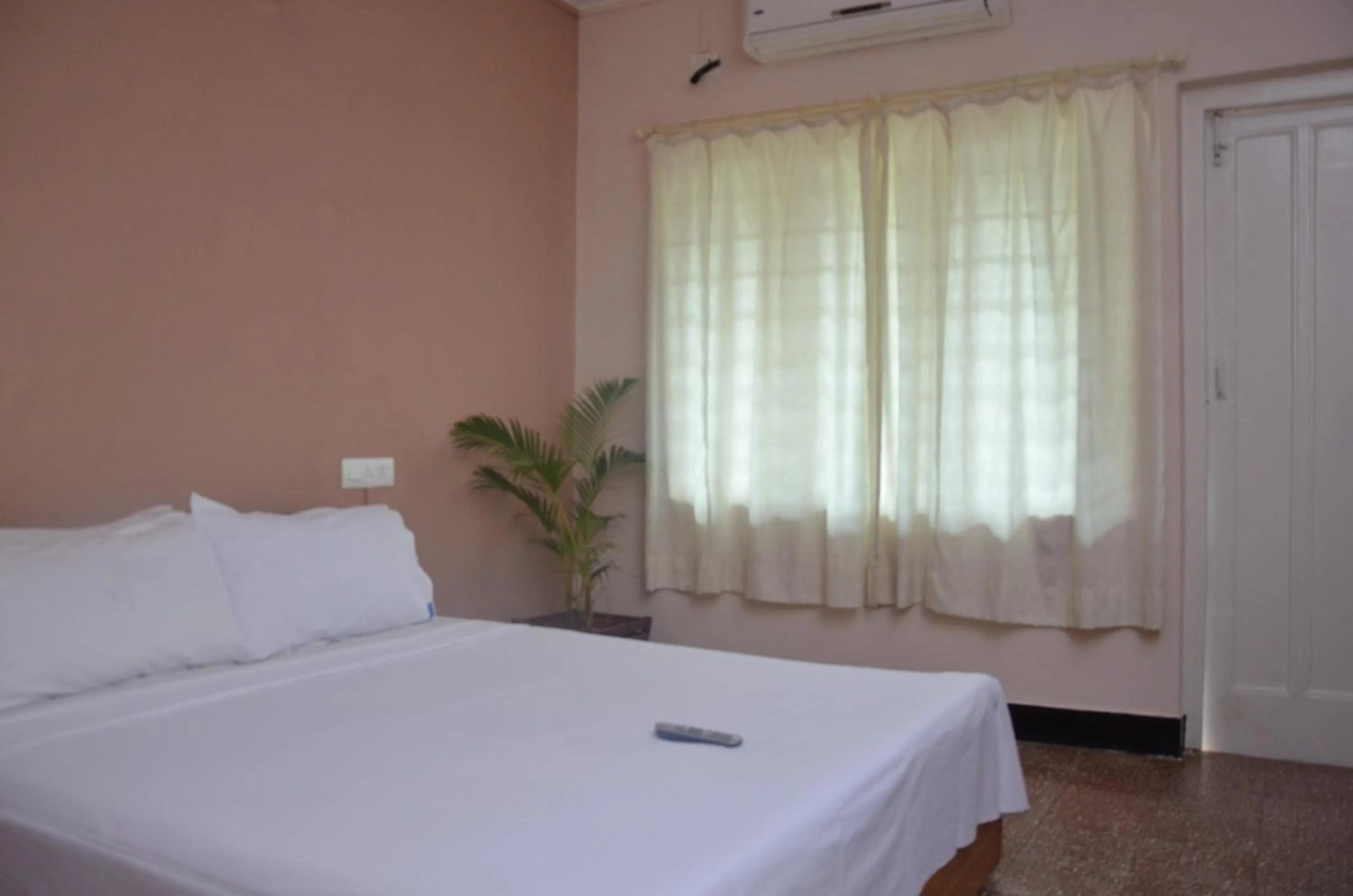 Photo of the whole room, Bed in Hotel Ferreira Resort