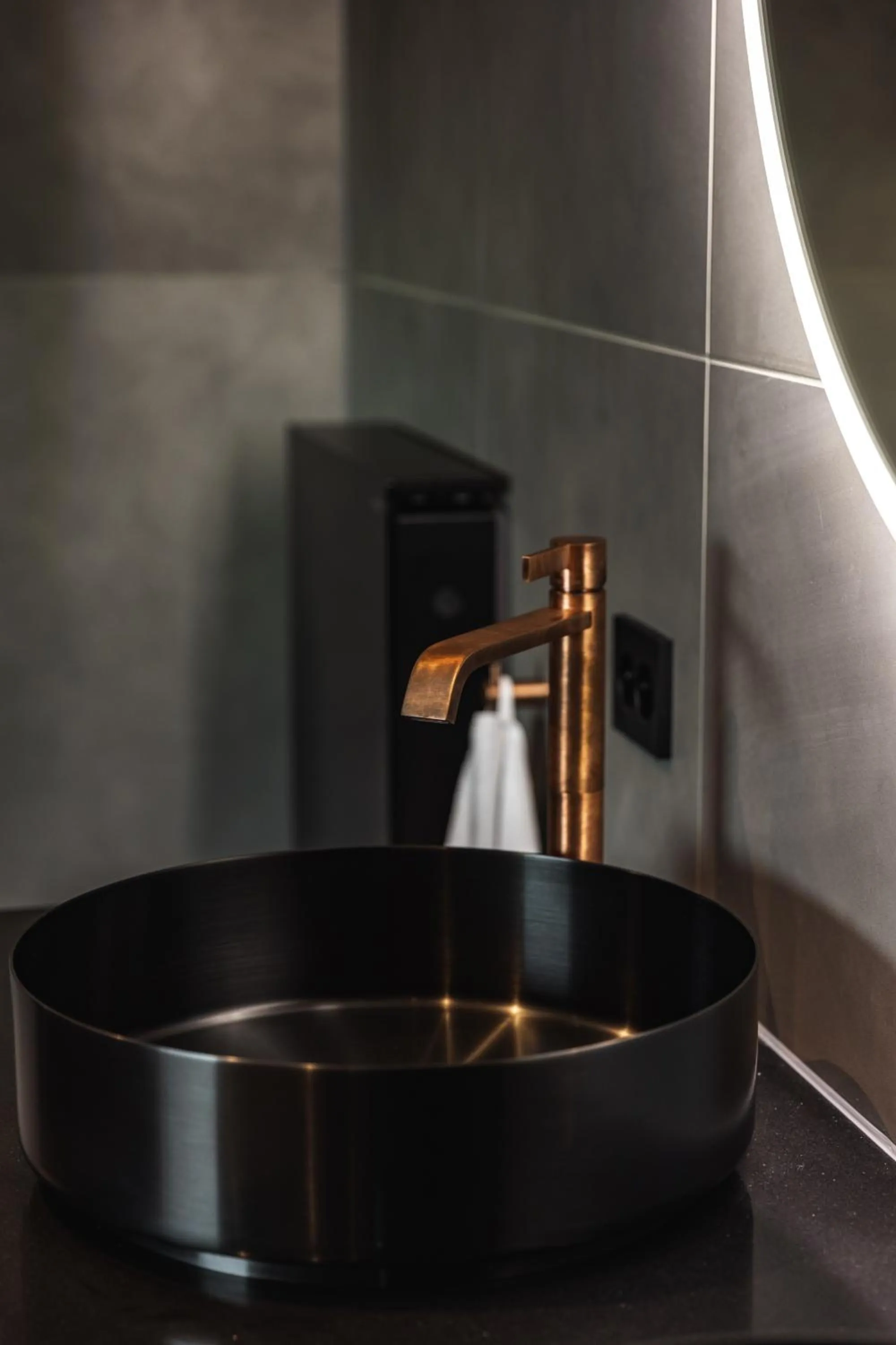 Decorative detail in Tobiasbrygga