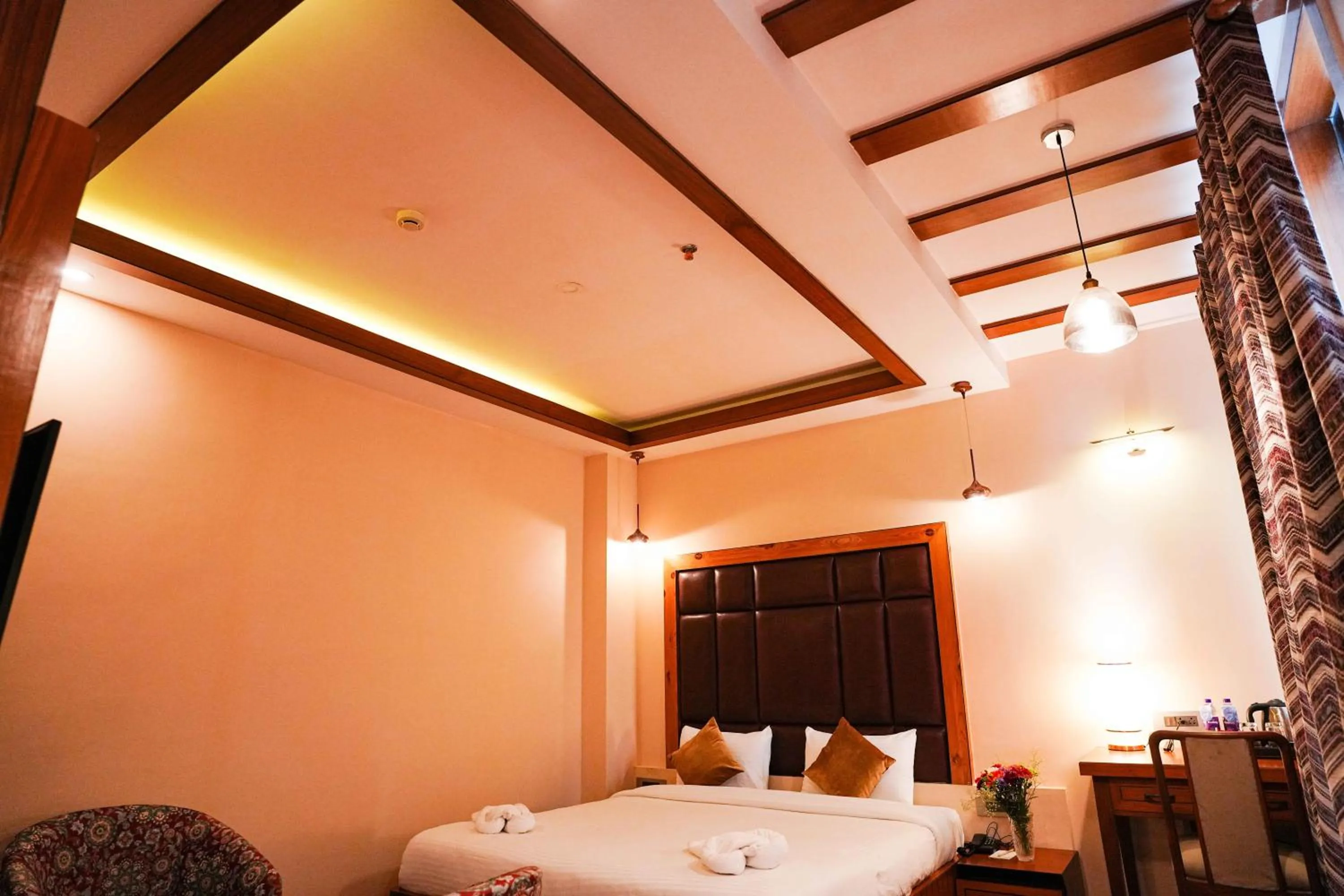 Bed in ORSINO RESORT MALL ROAD