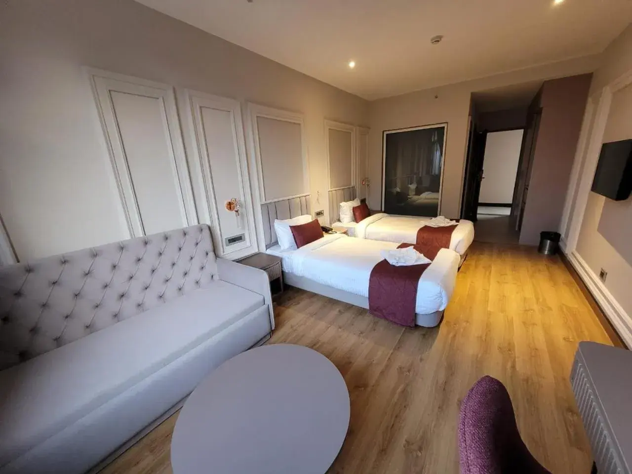 Deluxe Room in ORSINO RESORT MALL ROAD Deluxe Room in ORSINO RESORT MALL ROAD