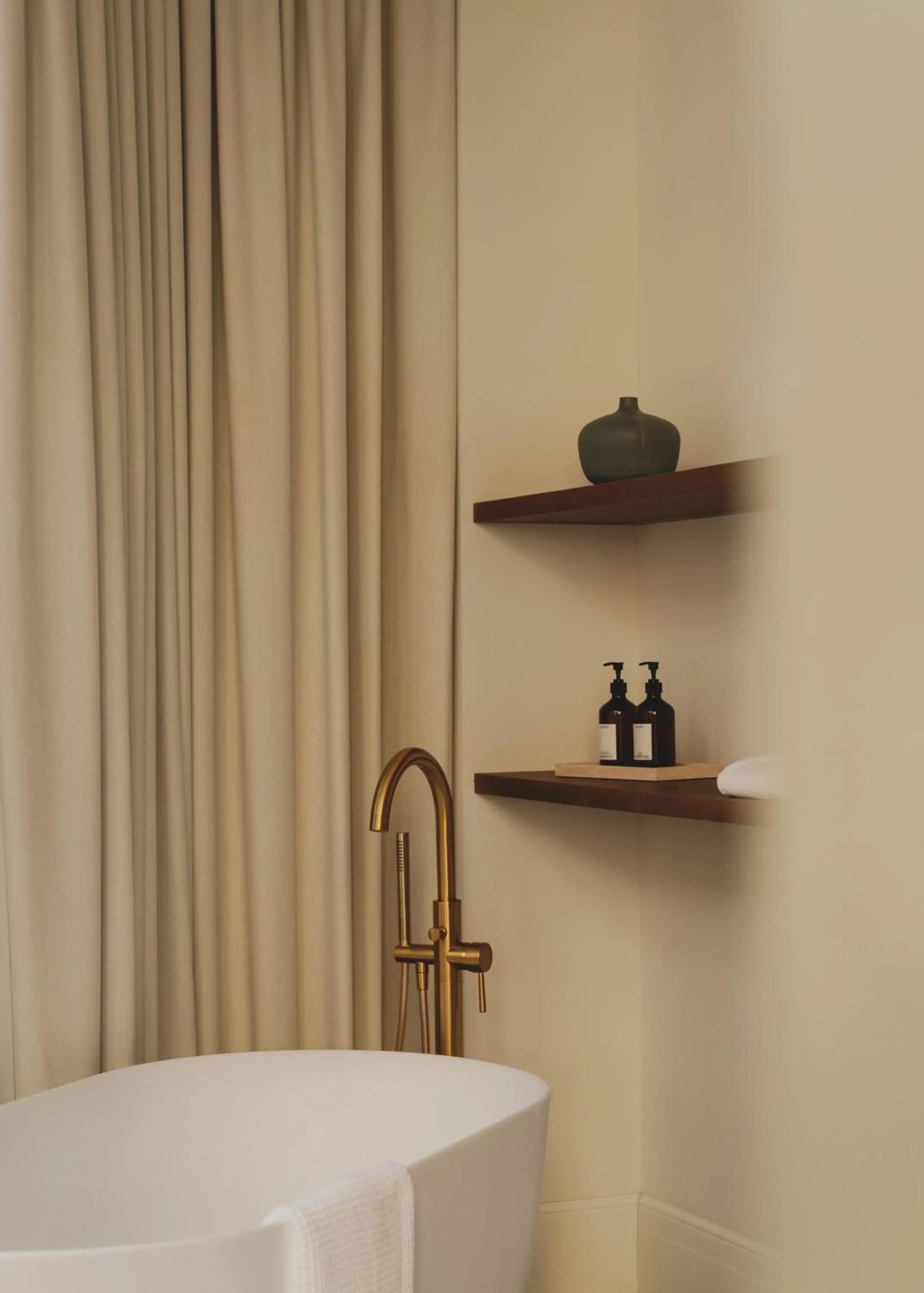 Bath in Casa Llimona Hotel Boutique