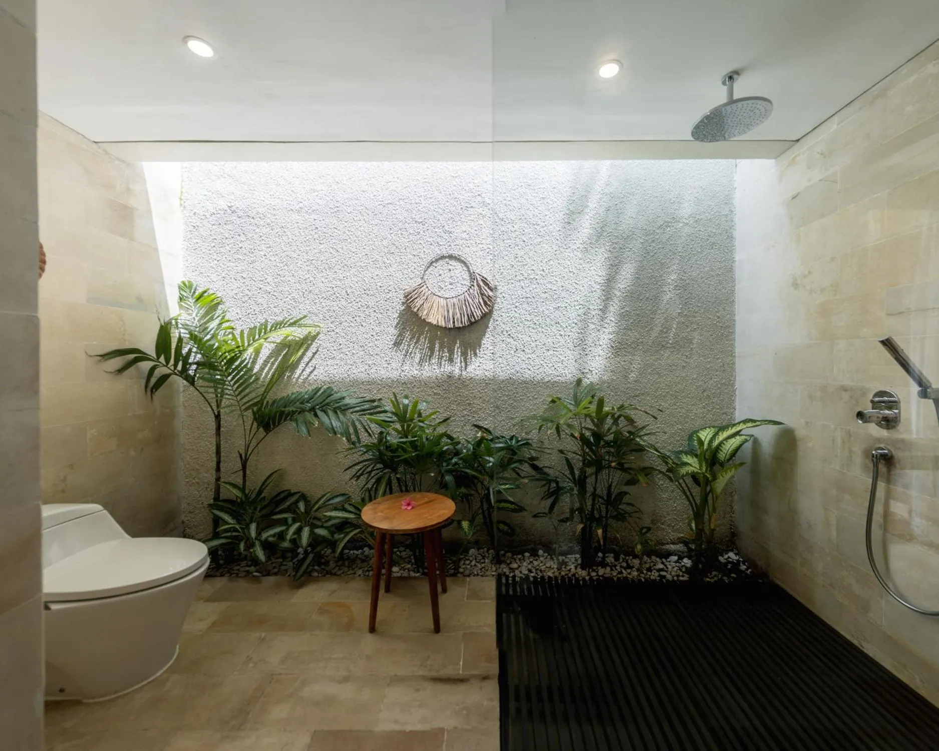 Bathroom in Cocana Resort Gili Trawangan