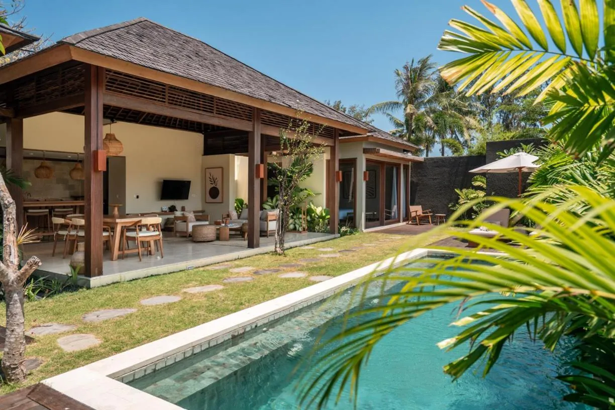 Property building in Cocana Resort Gili Trawangan
