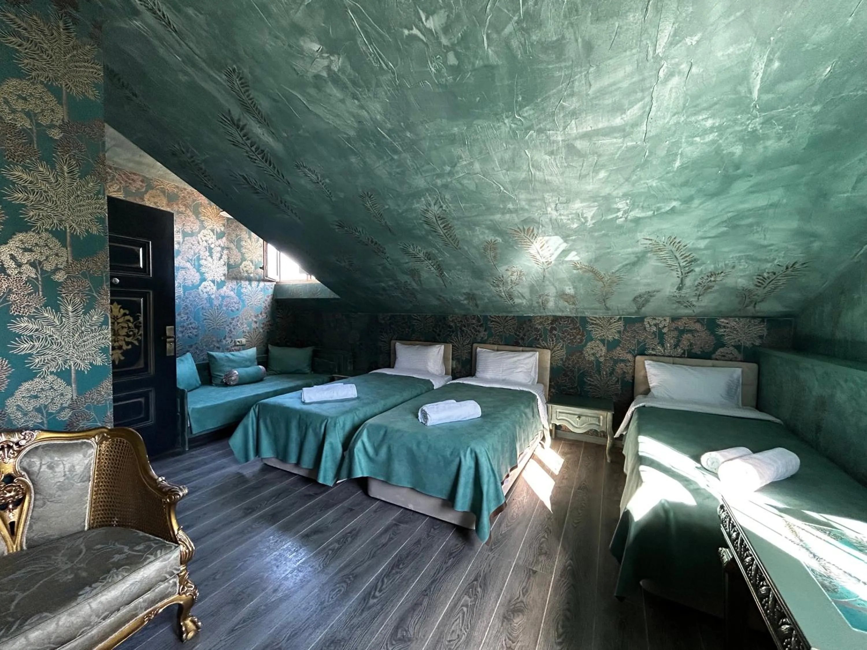 Bed in Hotel Zerta Old Tbilisi