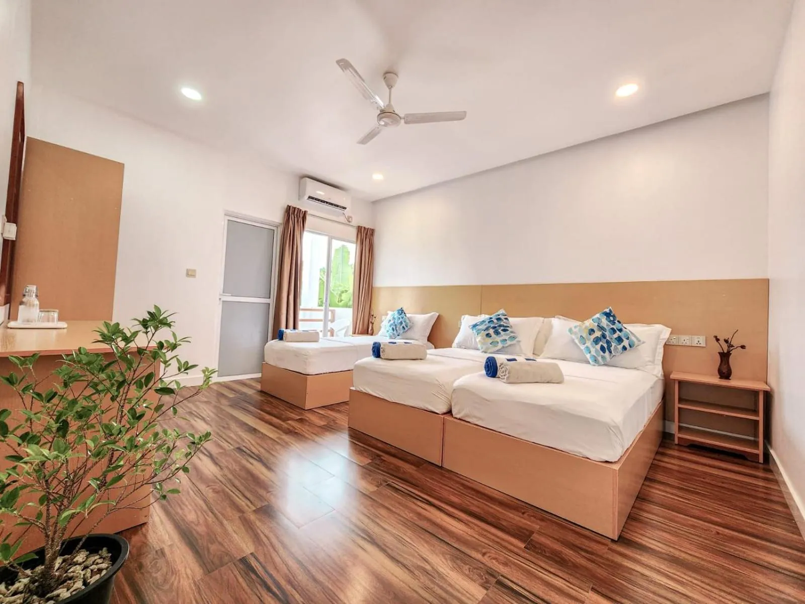 Bed in Raalhu Fonu Maldives