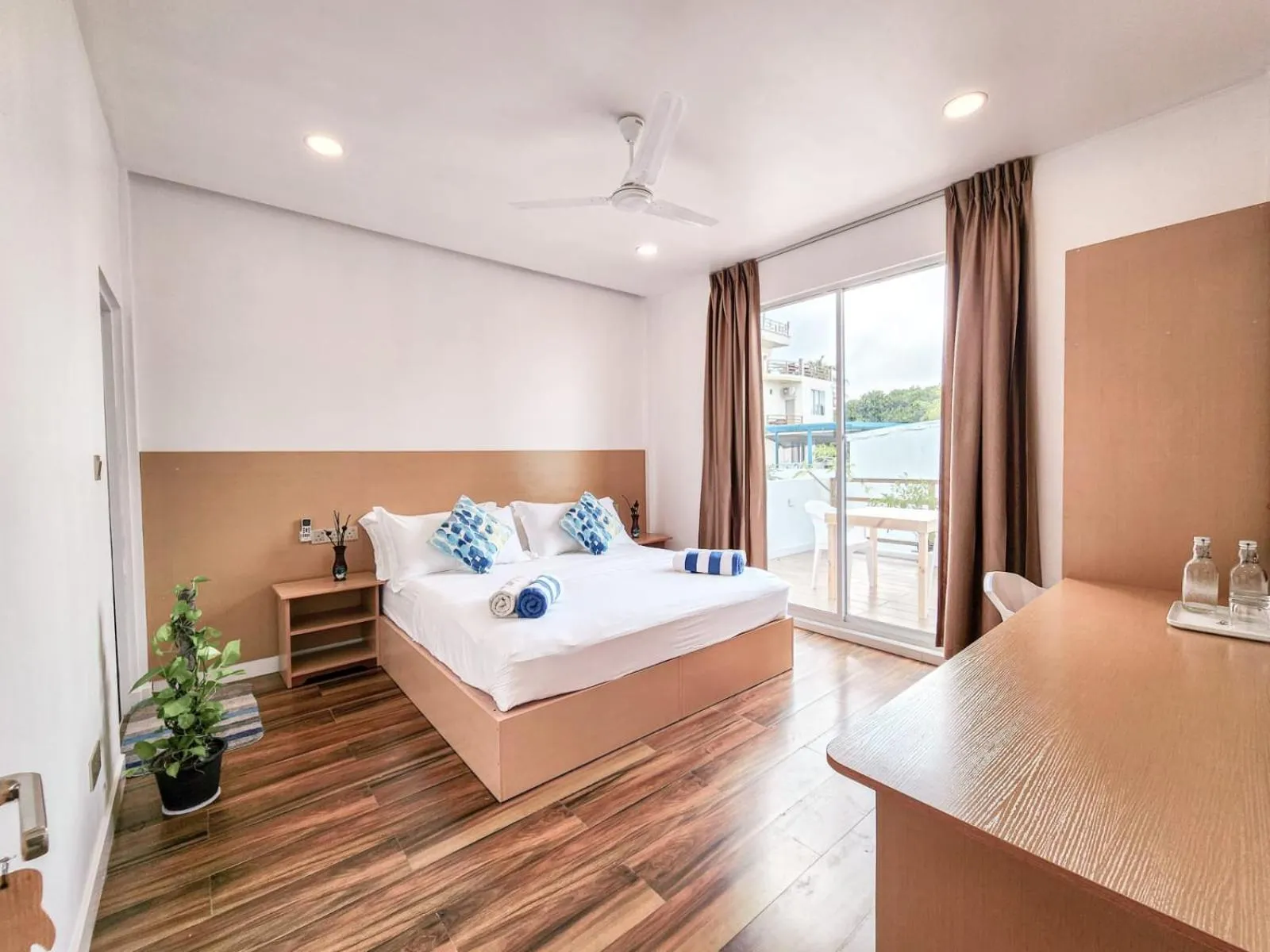 Photo of the whole room, Bed in Raalhu Fonu Maldives