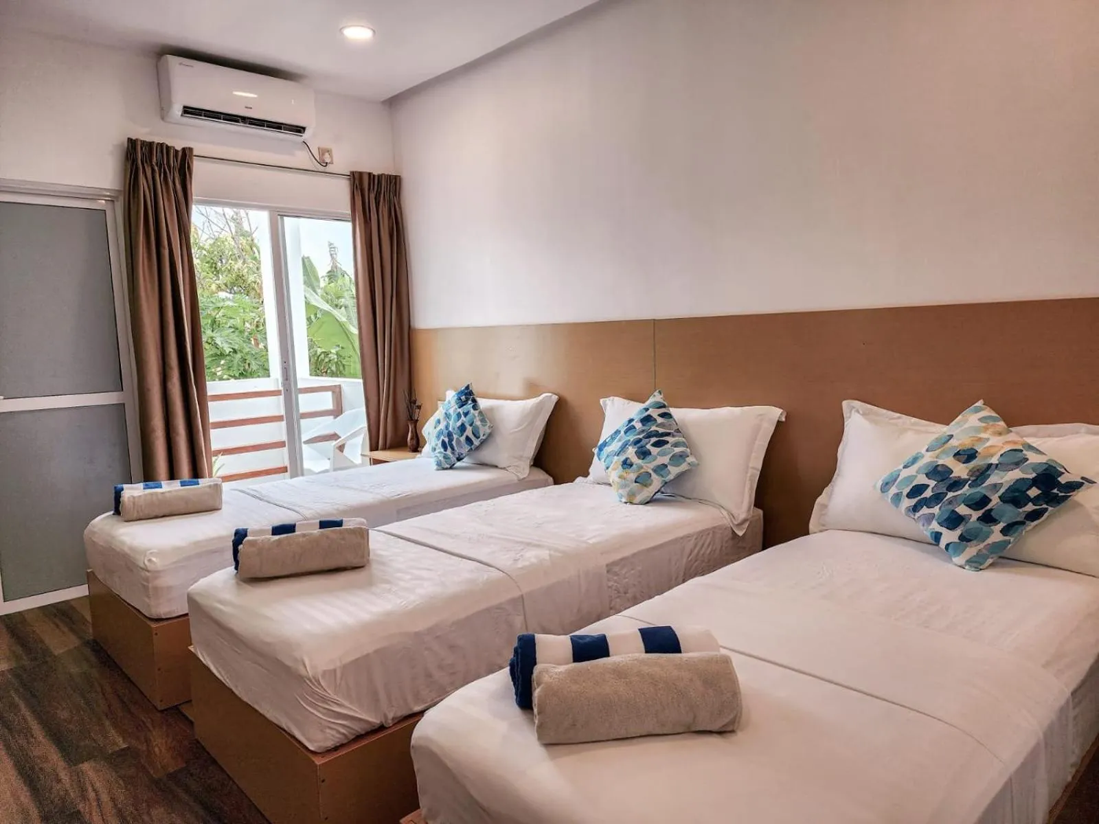 Bed in Raalhu Fonu Maldives