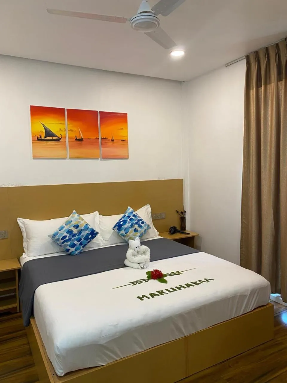 Bed in Raalhu Fonu Maldives