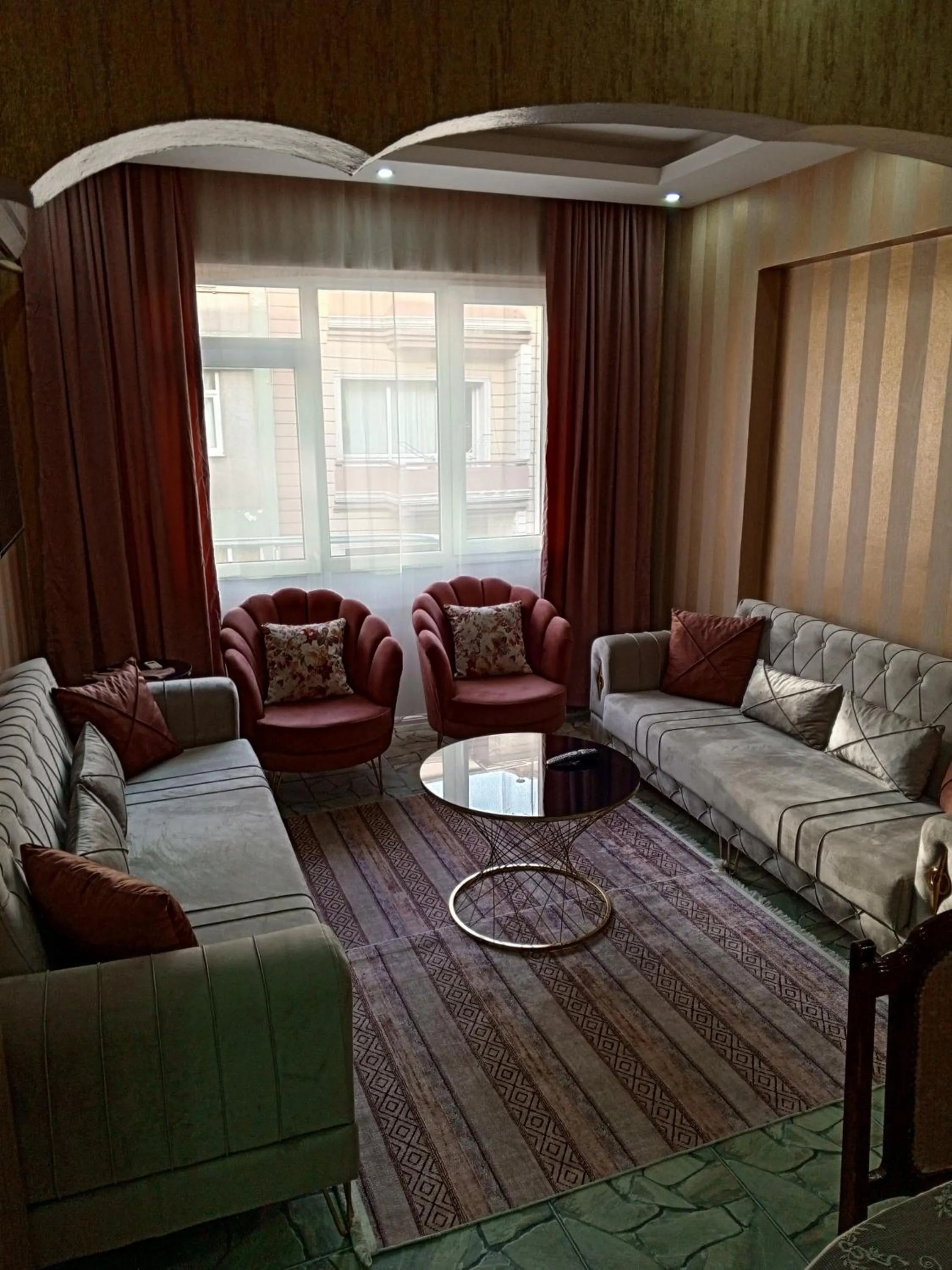 Living room in beyzade apart hotel