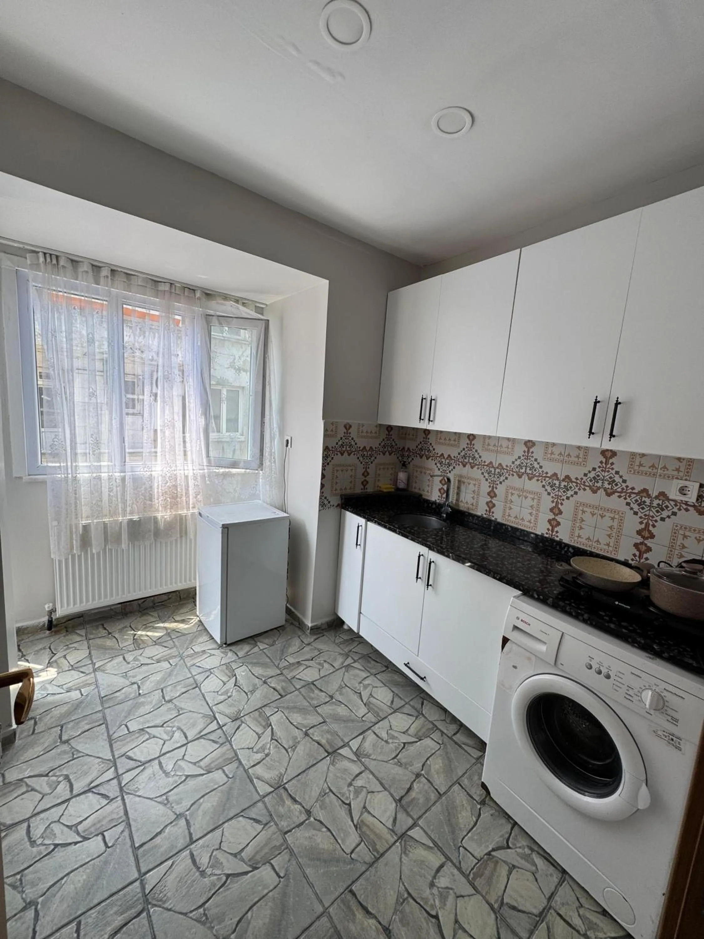 kitchen in beyzade apart hotel