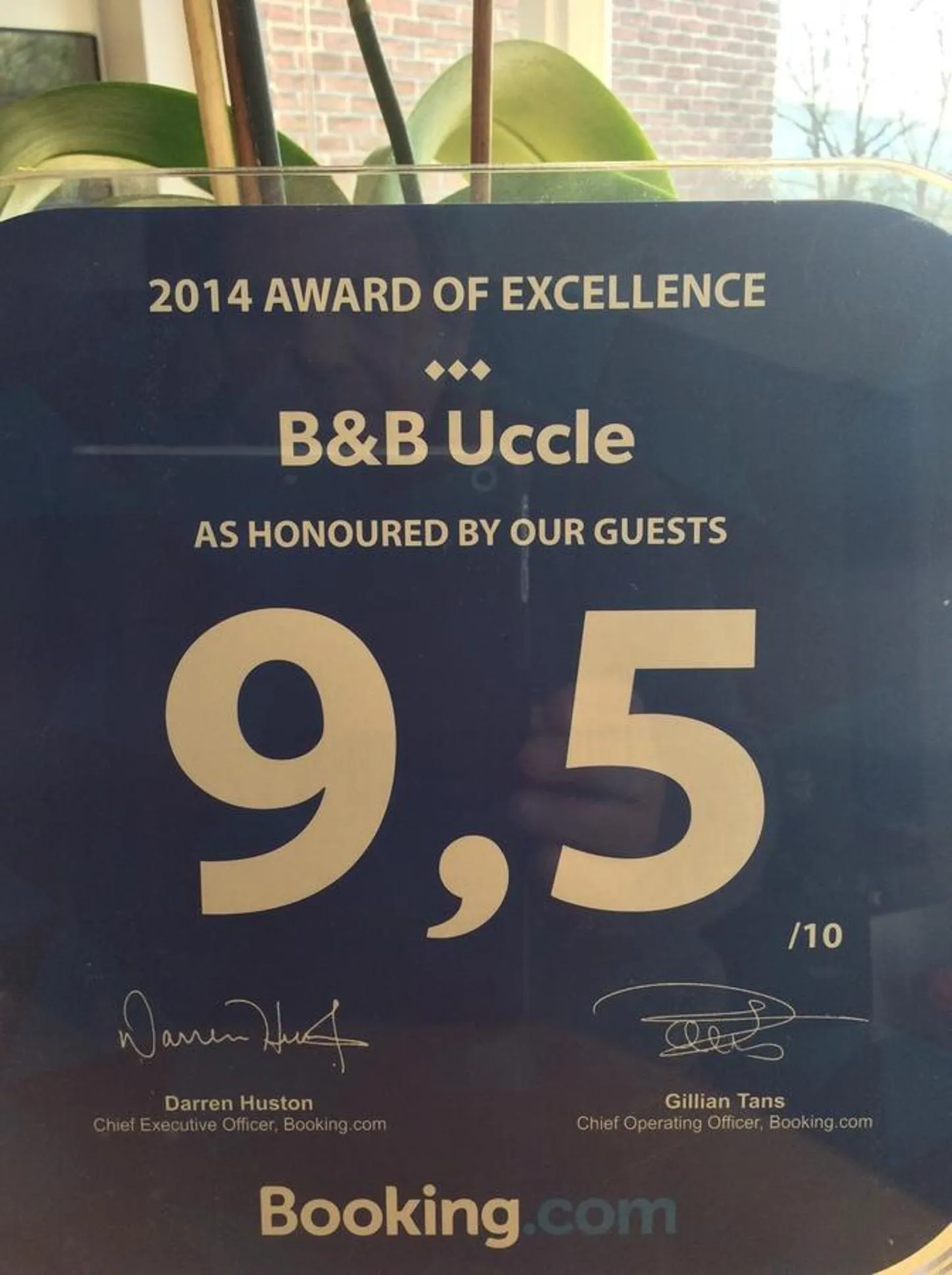 Logo/Certificate/Sign in B&B Uccle