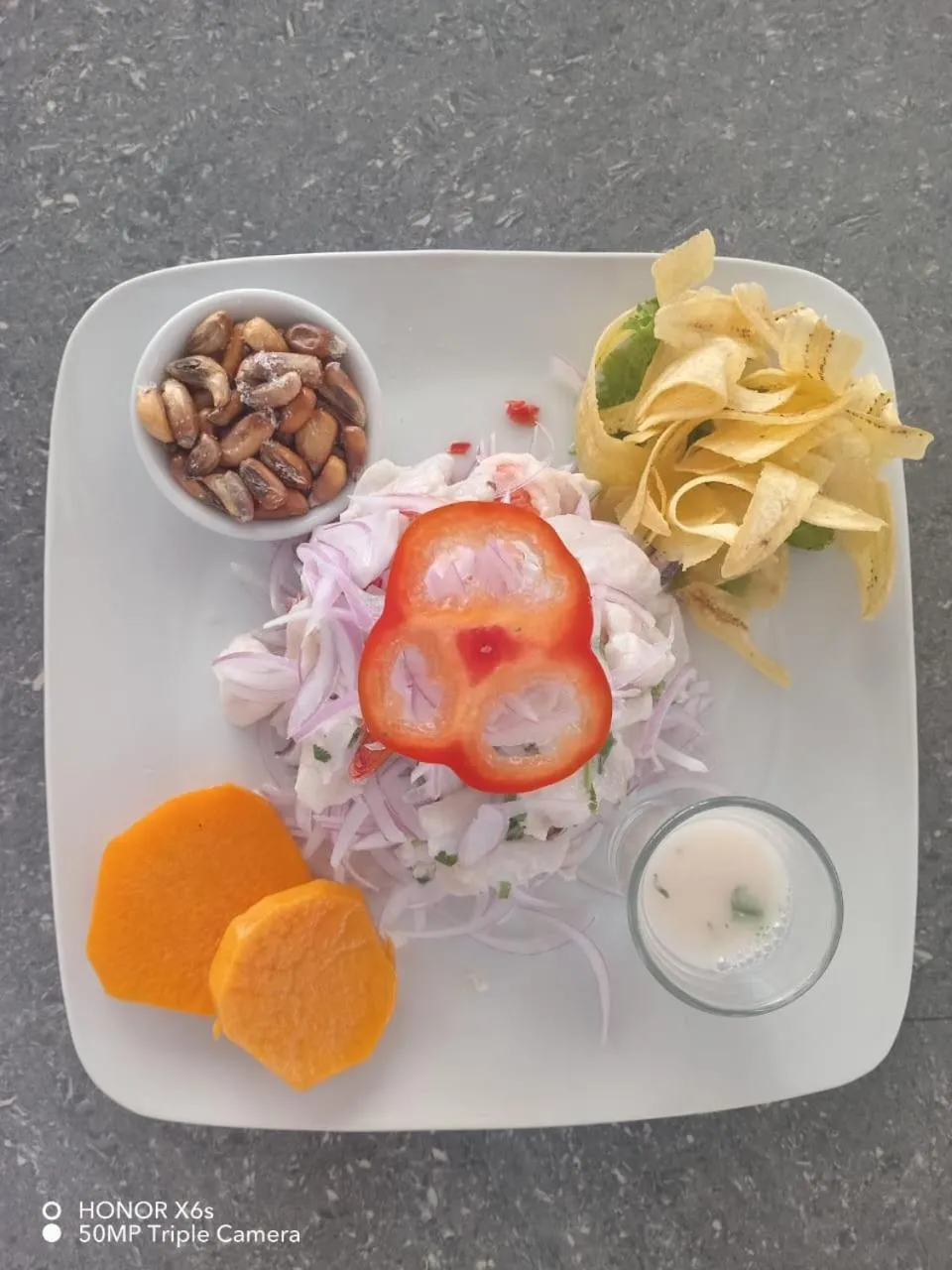 Restaurant/places to eat in Las Fragatas Casa Hotel