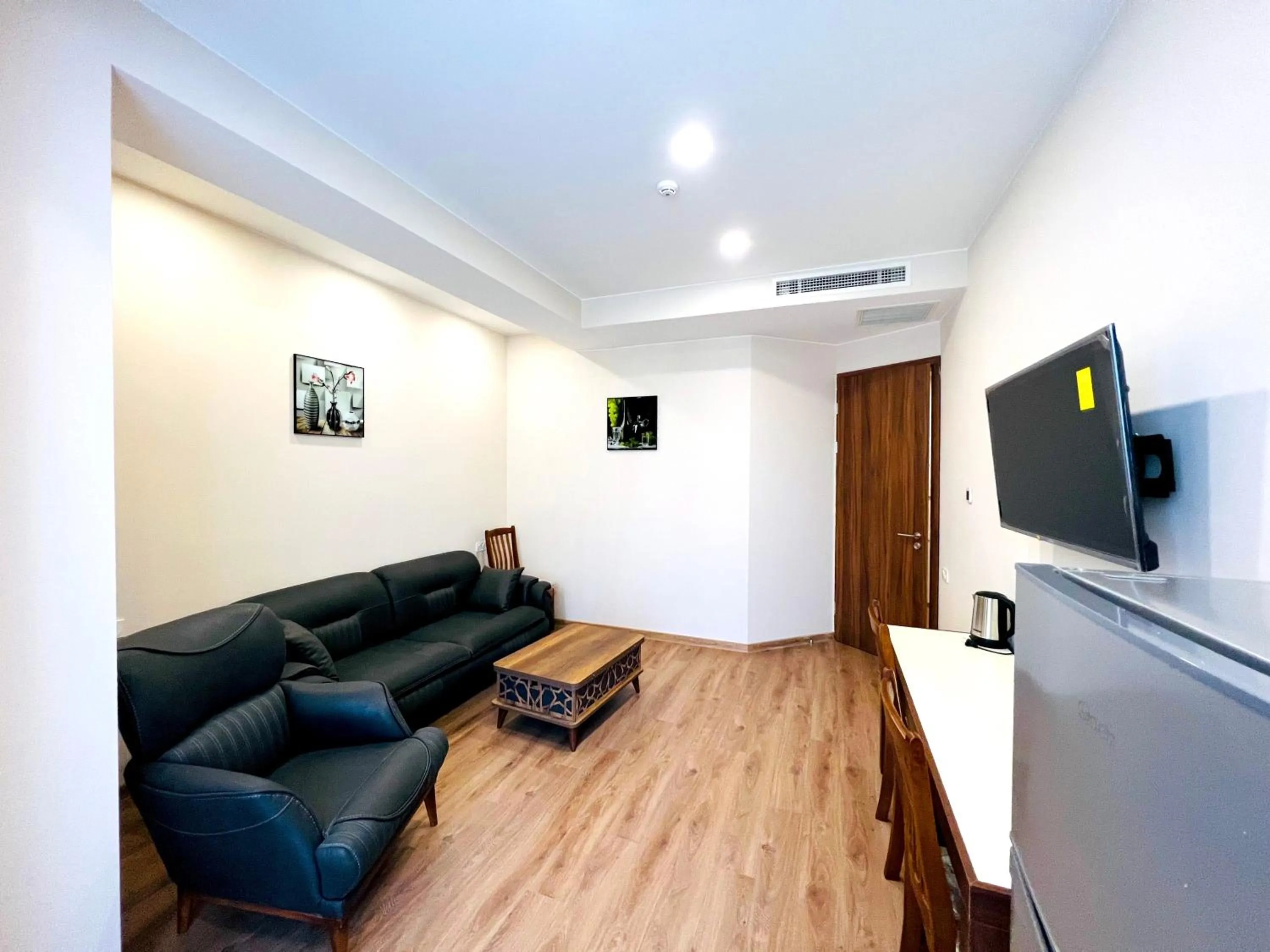 TV and multimedia in HOTEL WEST TBILISI