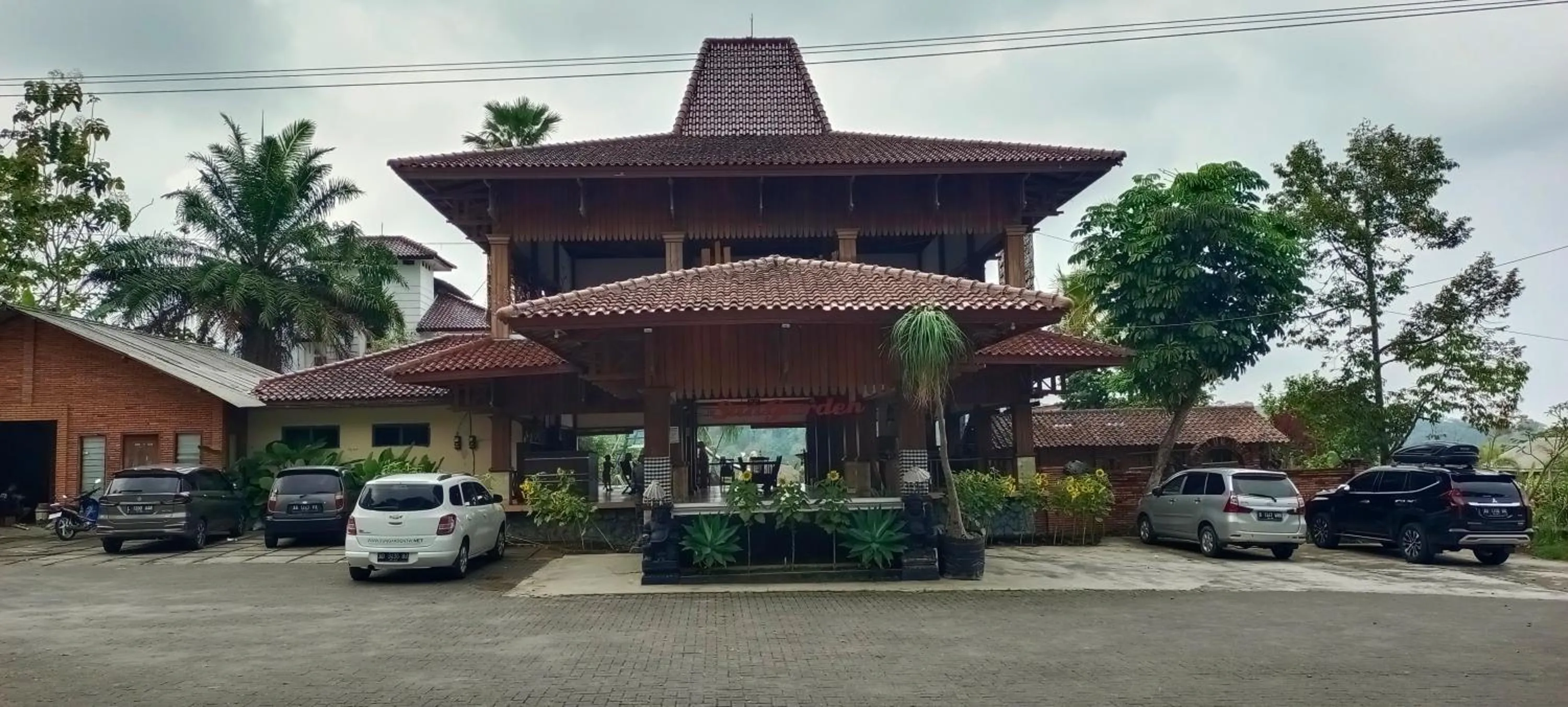 Property building in SUN GARDEN