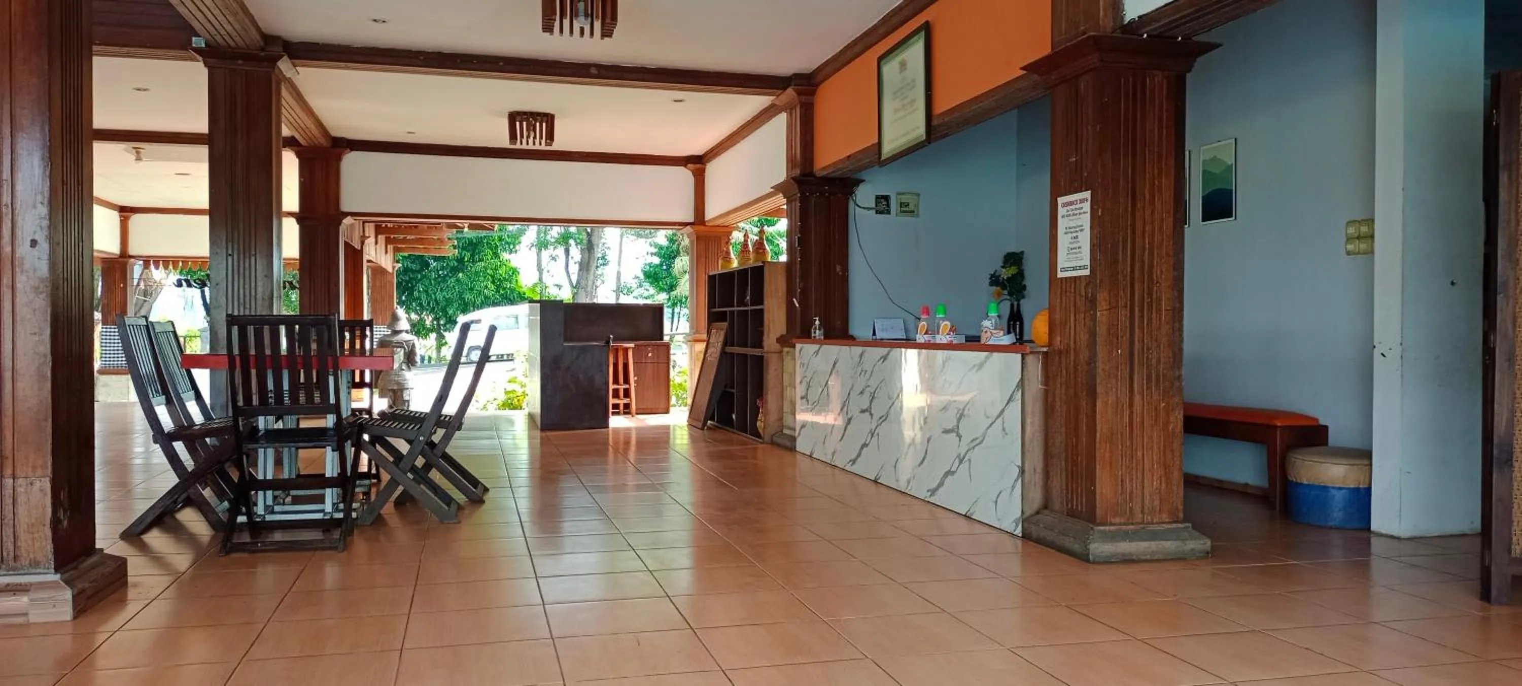 Restaurant/places to eat in SUN GARDEN