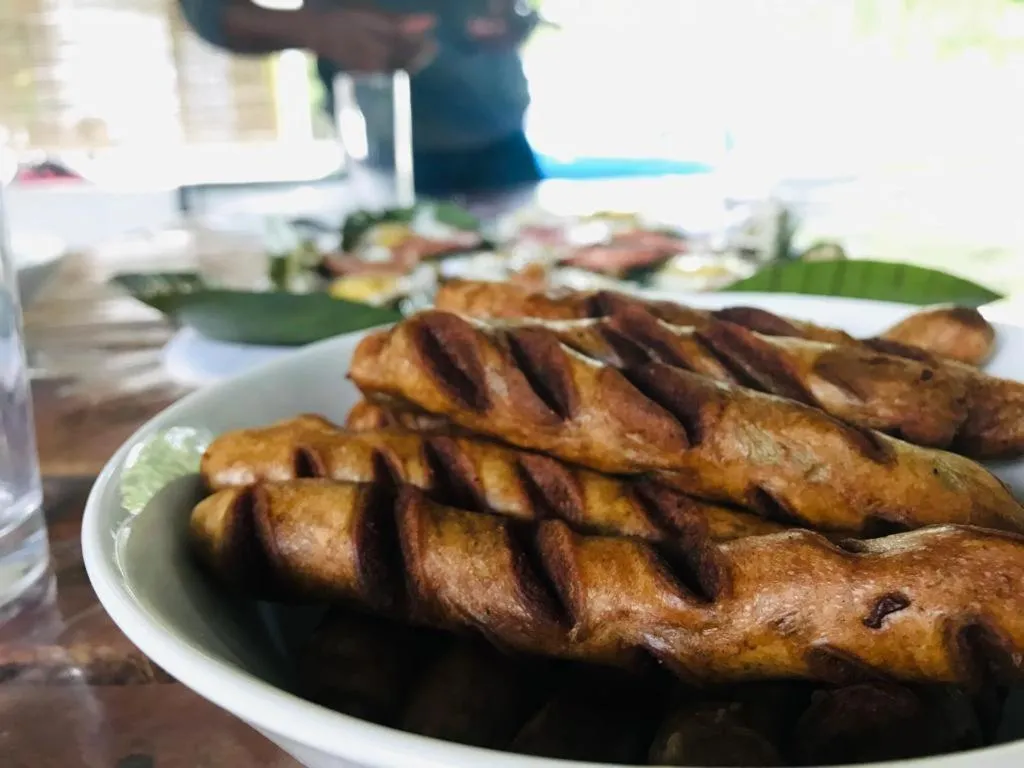 Restaurant/places to eat in TEARAMB HOLIDAY BUNGALOW