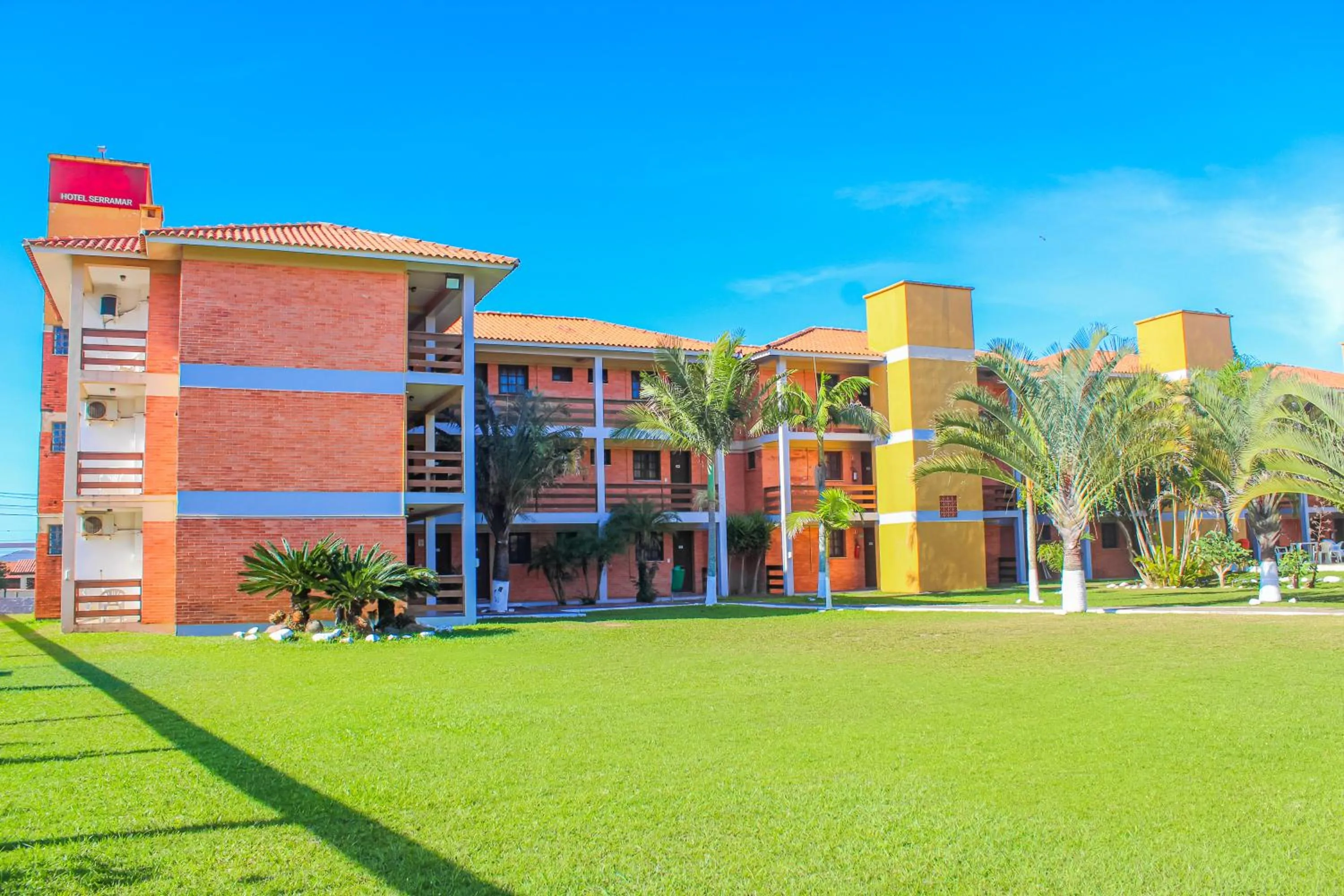 Property building in Serramar Apart Hotel