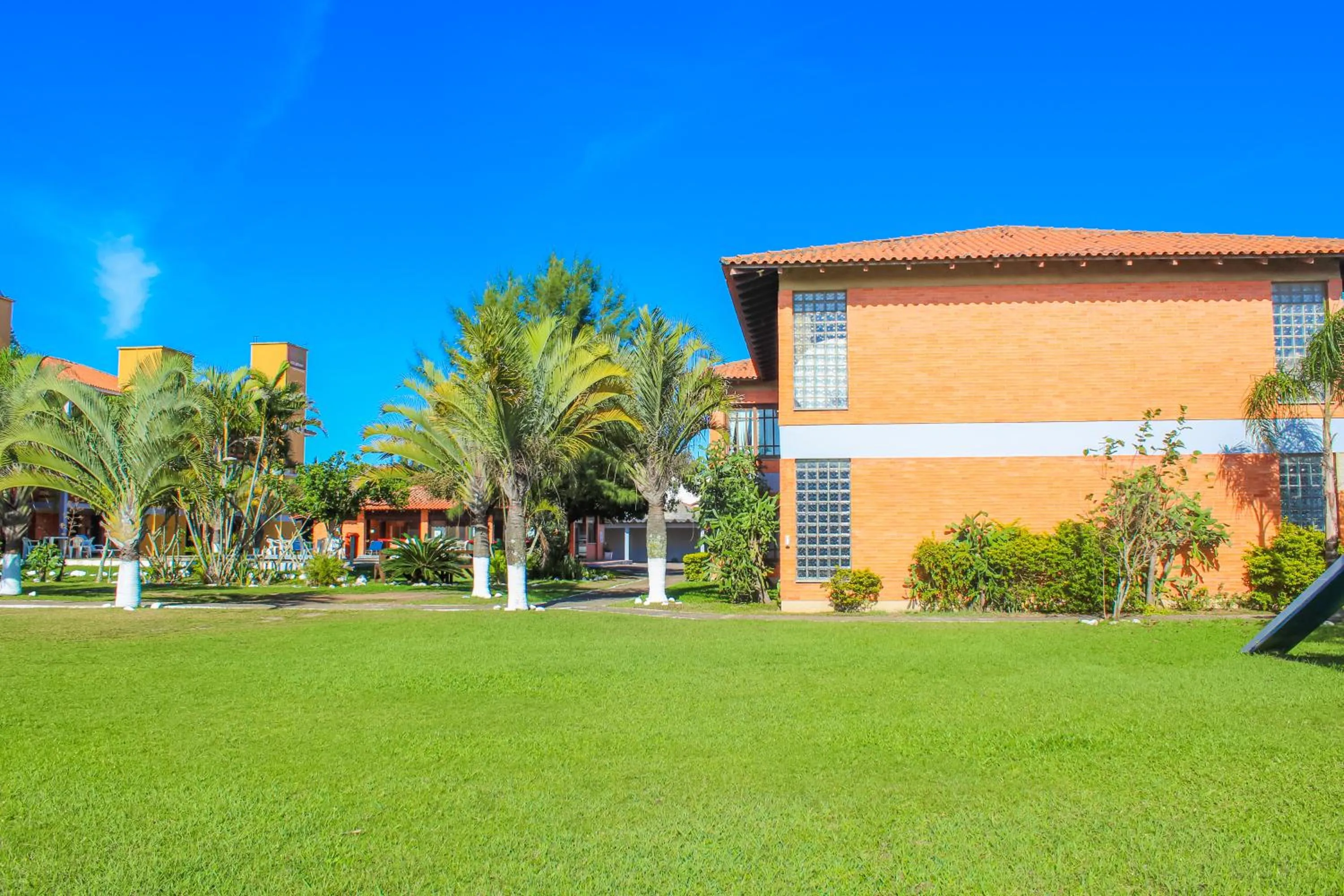 Property building in Serramar Apart Hotel